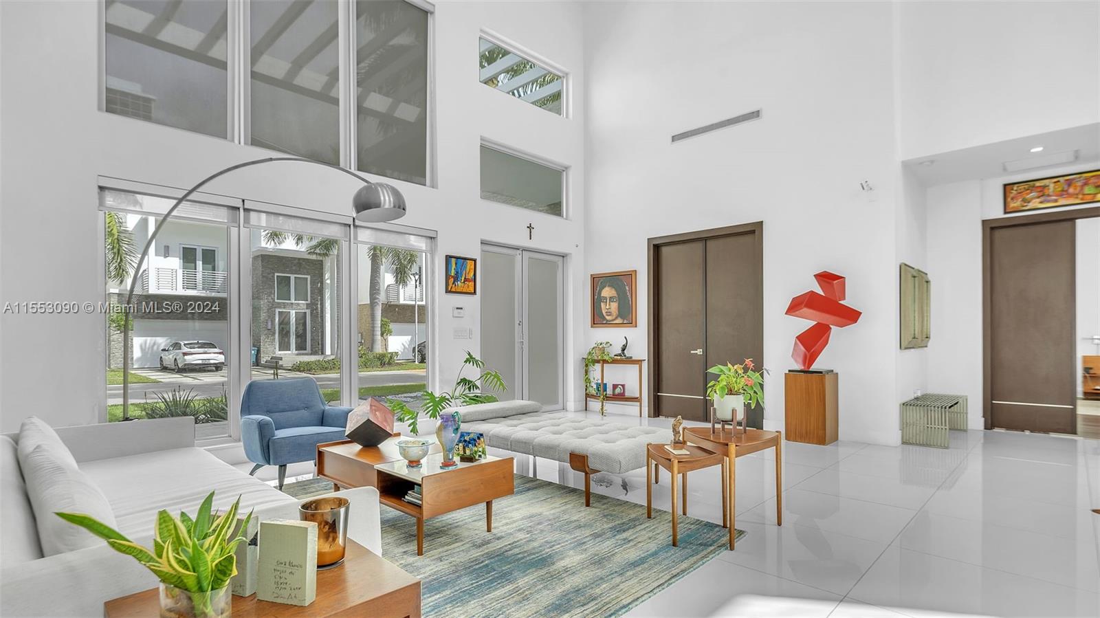 8248 NW 34th Dr, Doral, Florida 33122, 5 Bedrooms Bedrooms, ,6 BathroomsBathrooms,Residential,For Sale,8248 NW 34th Dr,A11553090