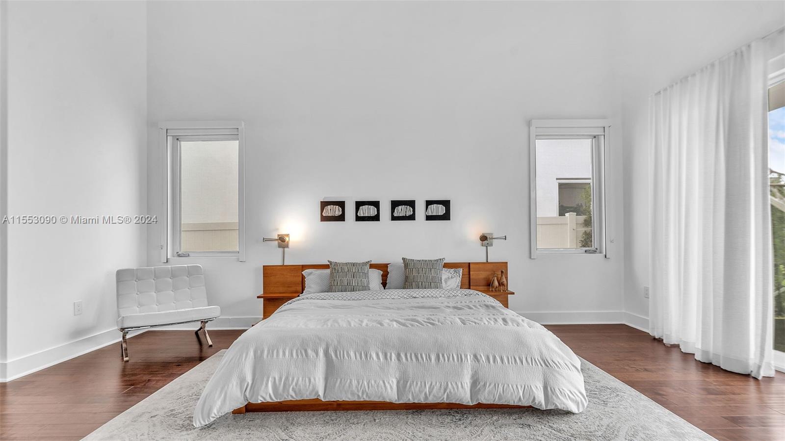 8248 NW 34th Dr, Doral, Florida 33122, 5 Bedrooms Bedrooms, ,6 BathroomsBathrooms,Residential,For Sale,8248 NW 34th Dr,A11553090