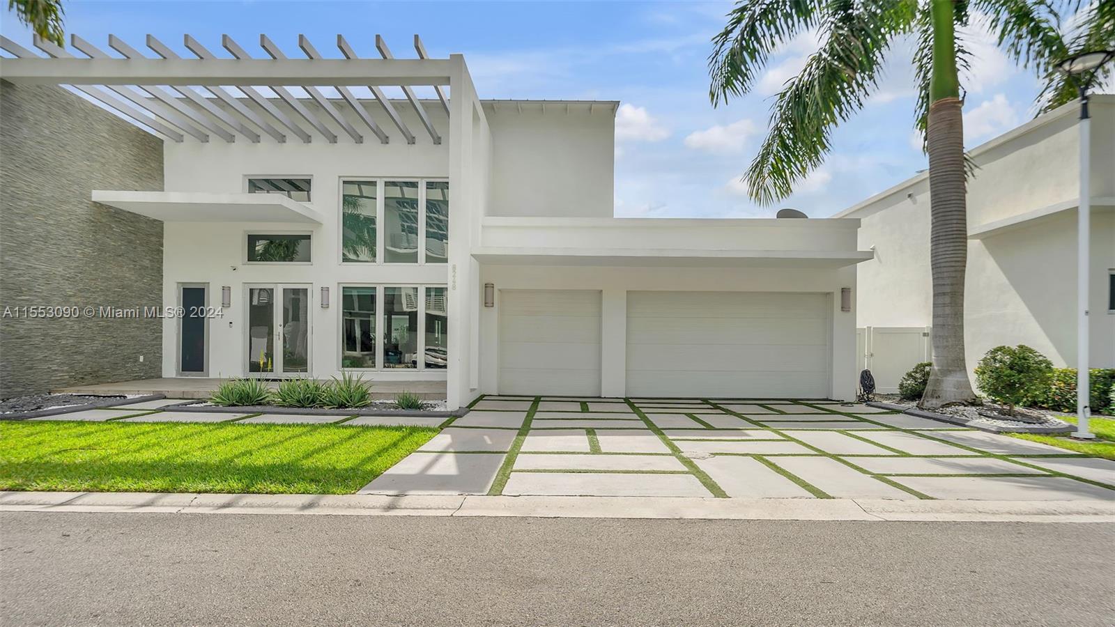 8248 NW 34th Dr, Doral, Florida 33122, 5 Bedrooms Bedrooms, ,6 BathroomsBathrooms,Residential,For Sale,8248 NW 34th Dr,A11553090