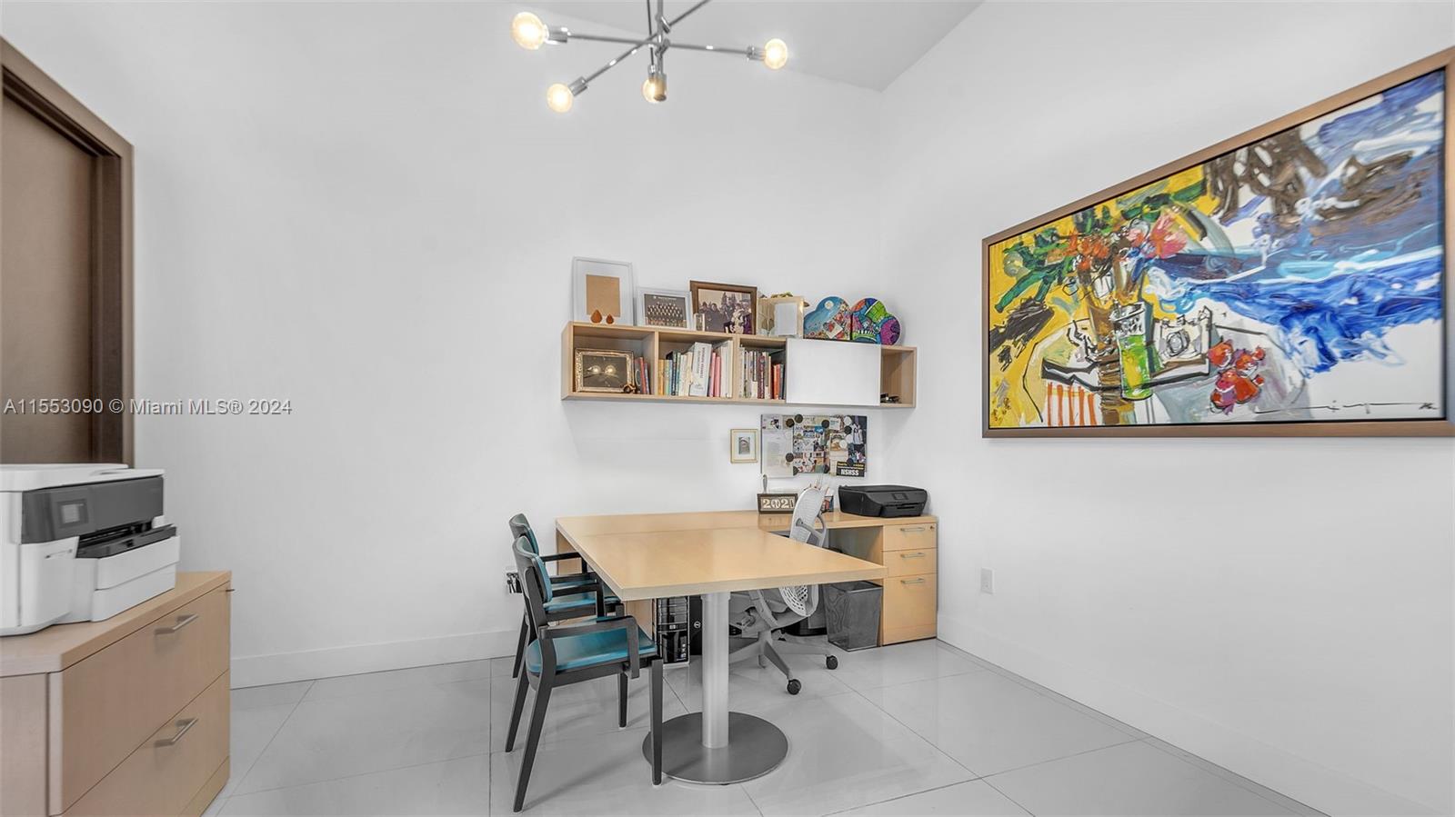 8248 NW 34th Dr, Doral, Florida 33122, 5 Bedrooms Bedrooms, ,6 BathroomsBathrooms,Residential,For Sale,8248 NW 34th Dr,A11553090