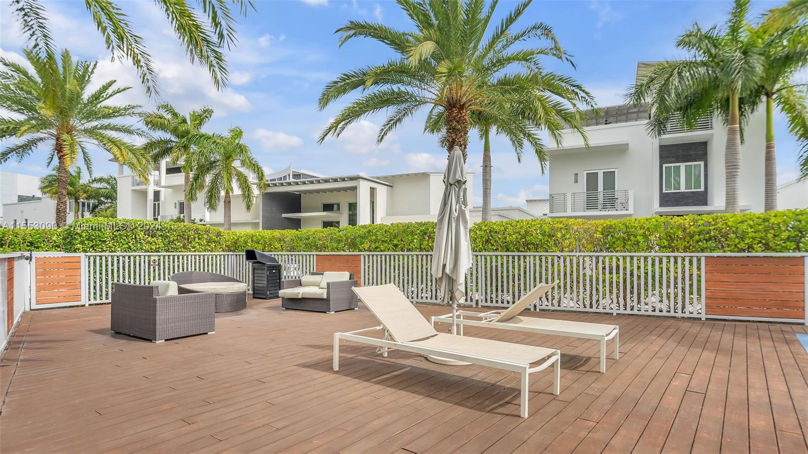 8248 NW 34th Dr, Doral, Florida 33122, 5 Bedrooms Bedrooms, ,6 BathroomsBathrooms,Residential,For Sale,8248 NW 34th Dr,A11553090