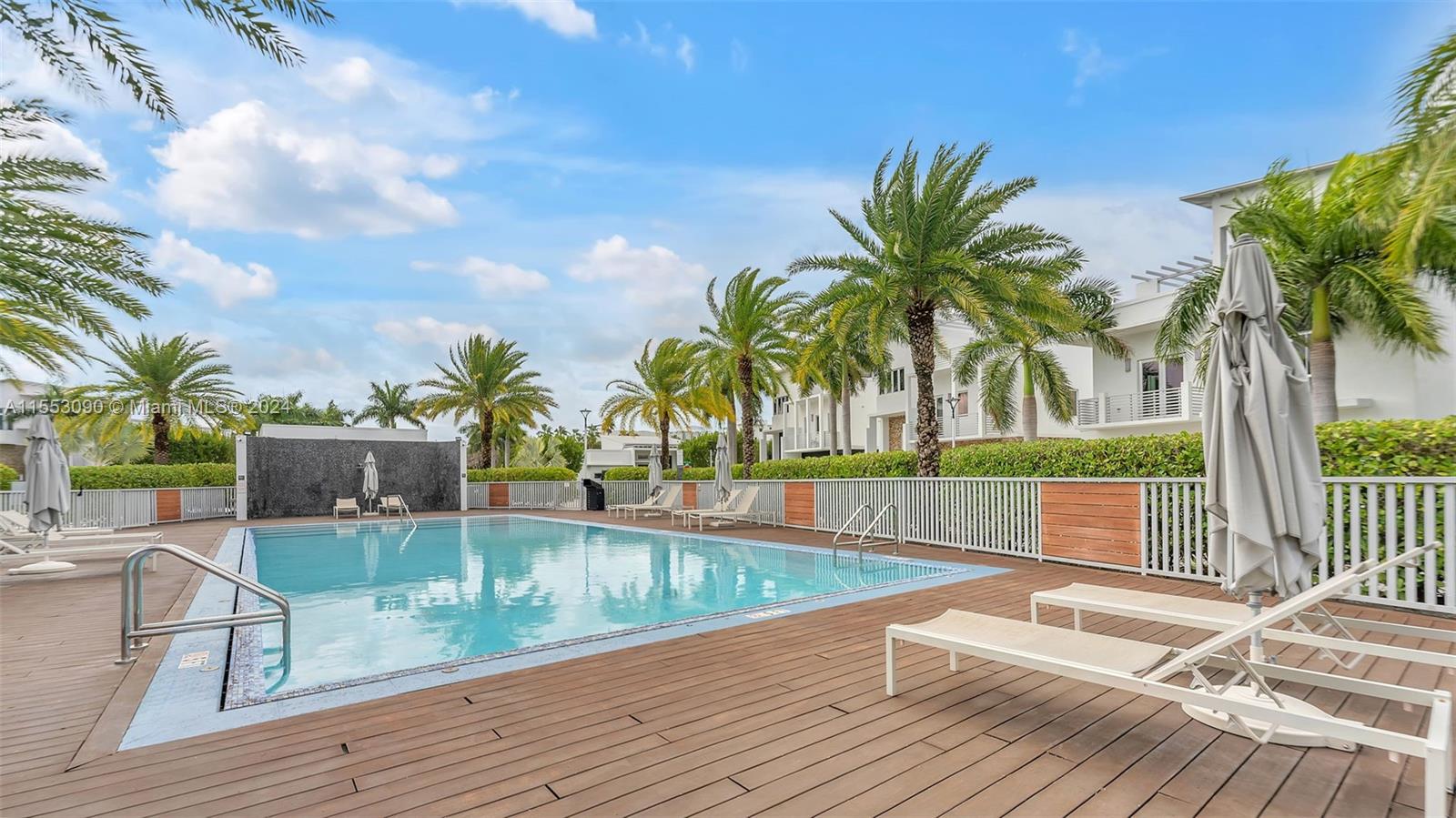 8248 NW 34th Dr, Doral, Florida 33122, 5 Bedrooms Bedrooms, ,6 BathroomsBathrooms,Residential,For Sale,8248 NW 34th Dr,A11553090