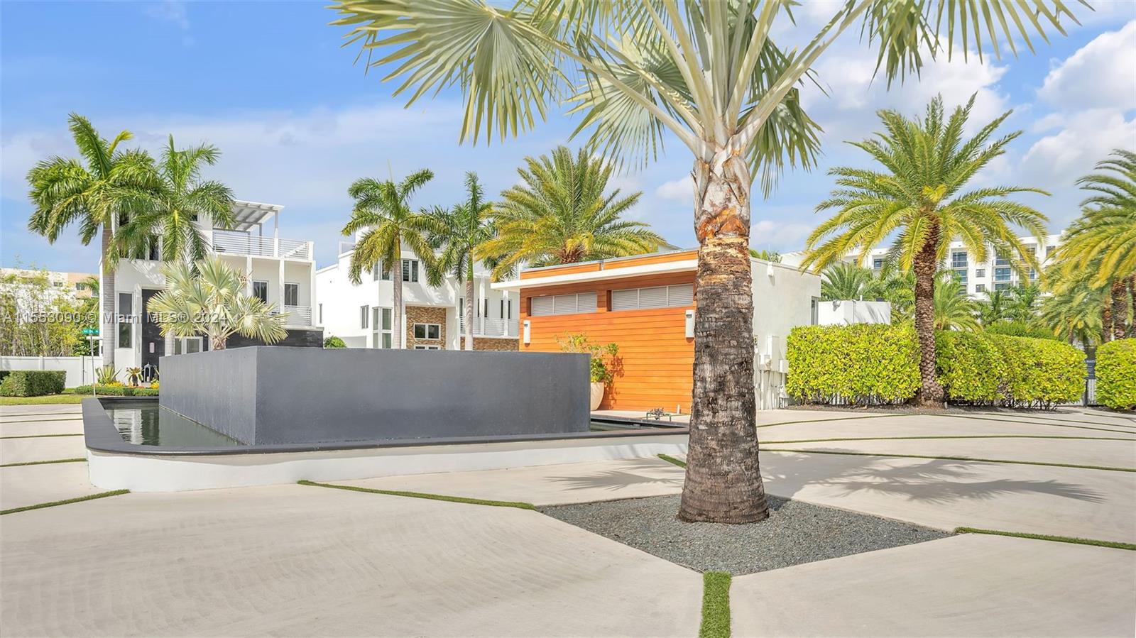 8248 NW 34th Dr, Doral, Florida 33122, 5 Bedrooms Bedrooms, ,6 BathroomsBathrooms,Residential,For Sale,8248 NW 34th Dr,A11553090