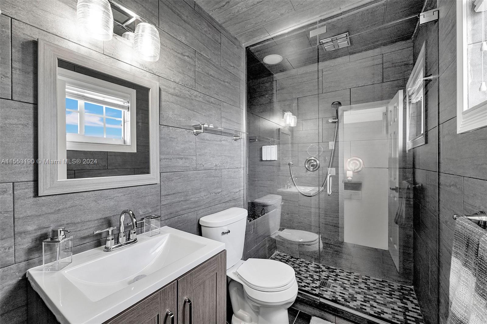 5321 Lincoln St, Hollywood, Florida 33021, 3 Bedrooms Bedrooms, ,2 BathroomsBathrooms,Residential,For Sale,5321 Lincoln St,A11553190