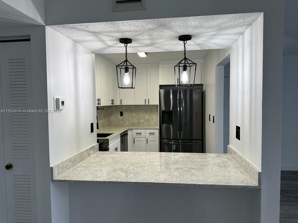 20741 NE 4th Ct 101, Miami, Florida 33179, 3 Bedrooms Bedrooms, ,2 BathroomsBathrooms,Residentiallease,For Rent,20741 NE 4th Ct 101,A11552676