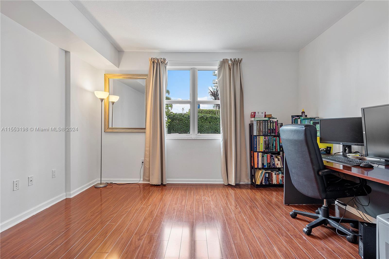 7900 Harbor Island Dr 507, North Bay Village, Florida 33141, 1 Bedroom Bedrooms, ,1 BathroomBathrooms,Residential,For Sale,7900 Harbor Island Dr 507,A11553198