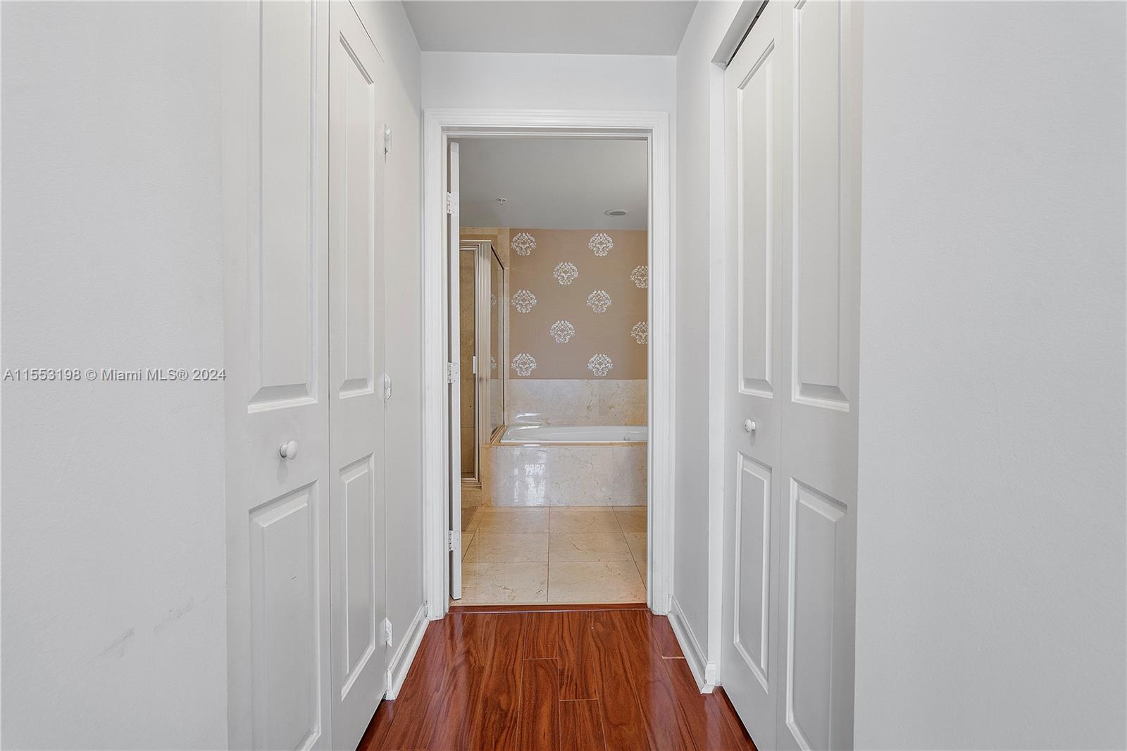 7900 Harbor Island Dr 507, North Bay Village, Florida 33141, 1 Bedroom Bedrooms, ,1 BathroomBathrooms,Residential,For Sale,7900 Harbor Island Dr 507,A11553198