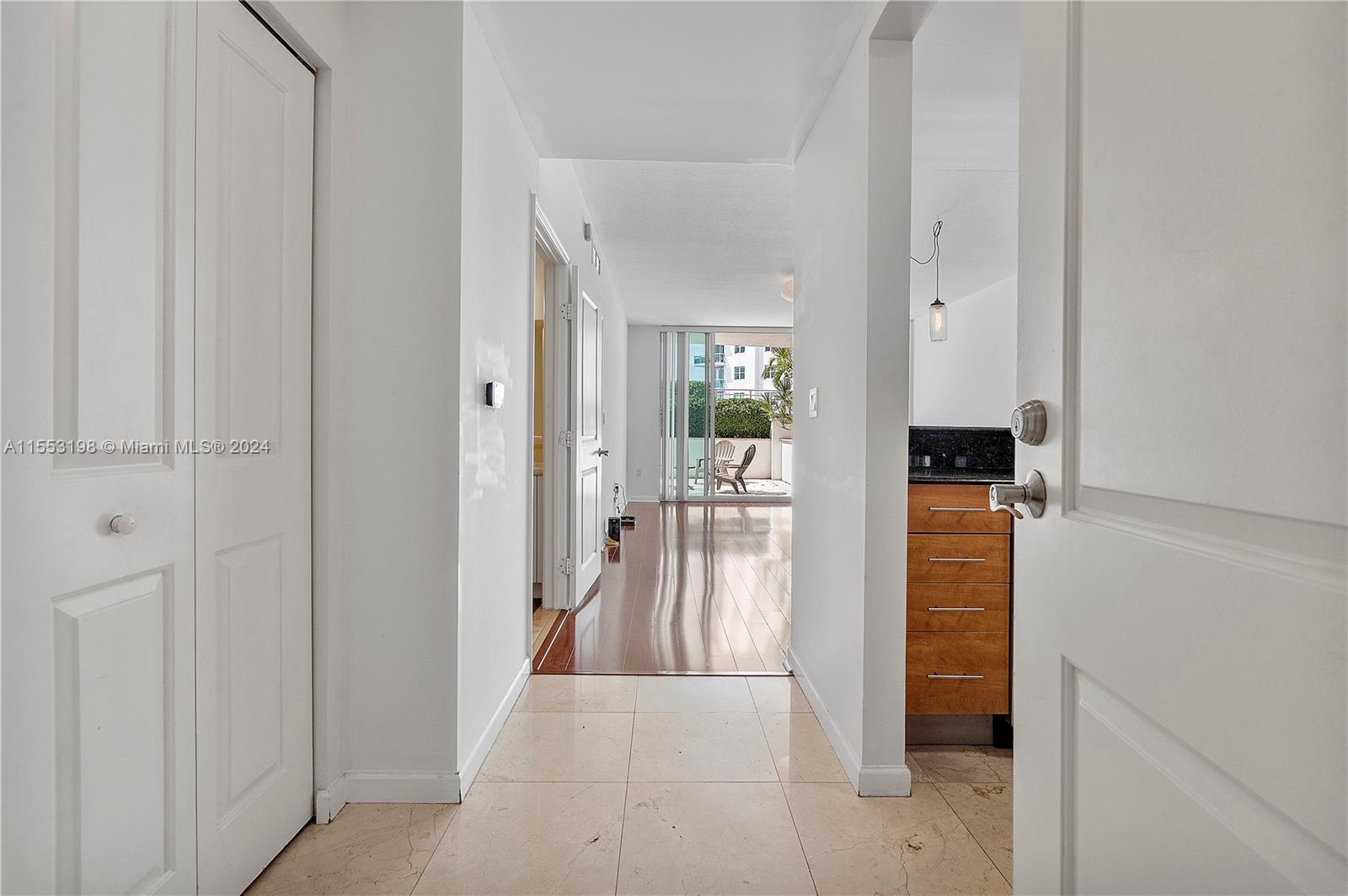 7900 Harbor Island Dr 507, North Bay Village, Florida 33141, 1 Bedroom Bedrooms, ,1 BathroomBathrooms,Residential,For Sale,7900 Harbor Island Dr 507,A11553198