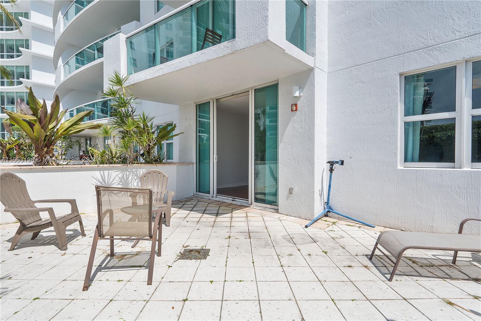 7900 Harbor Island Dr 507, North Bay Village, Florida 33141, 1 Bedroom Bedrooms, ,1 BathroomBathrooms,Residential,For Sale,7900 Harbor Island Dr 507,A11553198