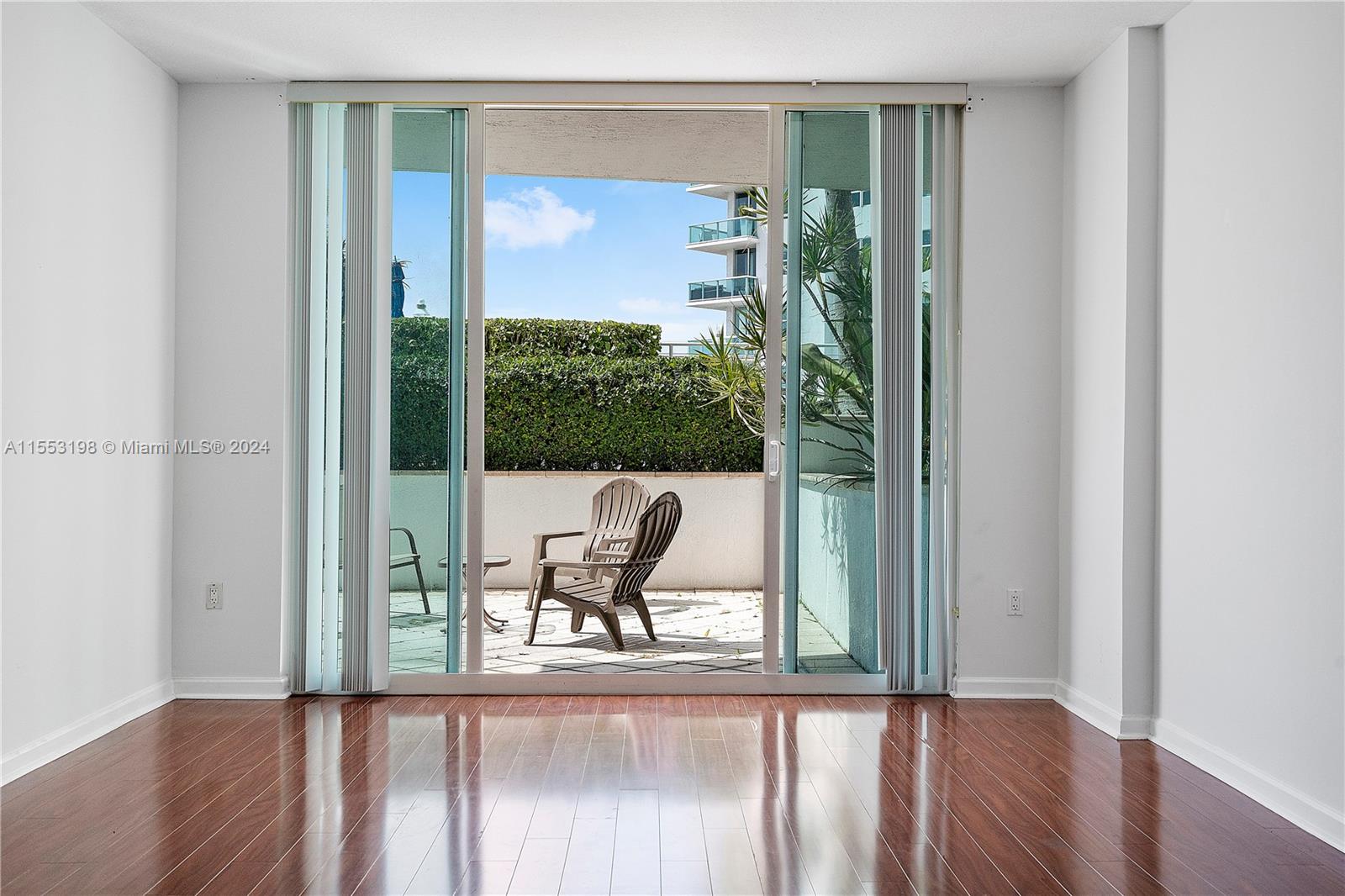 7900 Harbor Island Dr 507, North Bay Village, Florida 33141, 1 Bedroom Bedrooms, ,1 BathroomBathrooms,Residential,For Sale,7900 Harbor Island Dr 507,A11553198