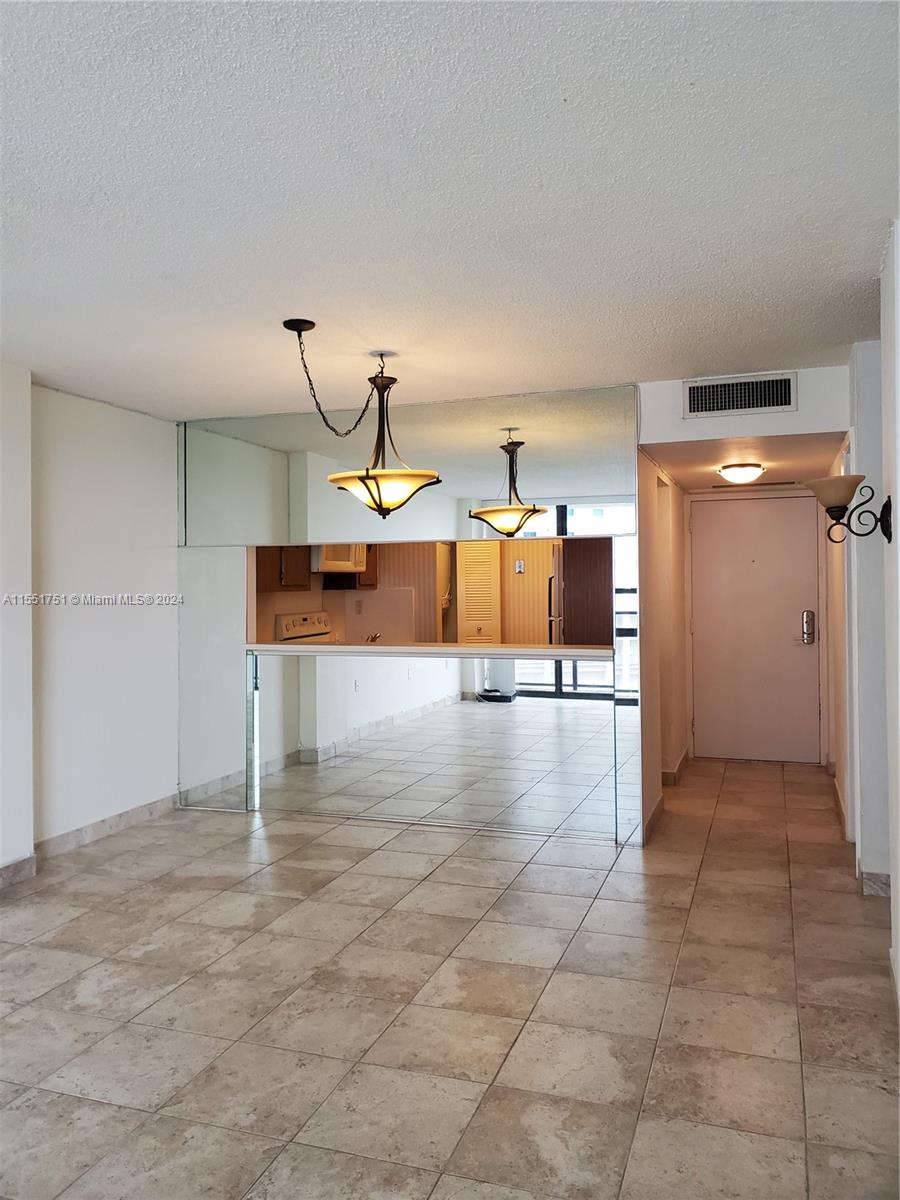600 NE 36th St 1109, Miami, Florida 33137, 1 Bedroom Bedrooms, ,1 BathroomBathrooms,Residential,For Sale,600 NE 36th St 1109,A11551751