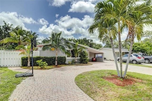 1921 N 62nd Ave  For Sale A11553232, FL