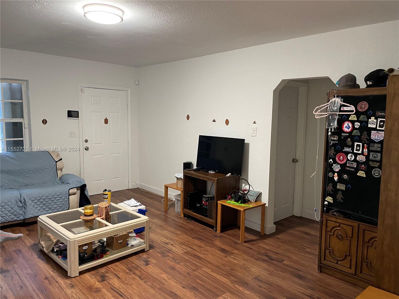 320 NW 44th St, Miami, Florida 33127, 2 Bedrooms Bedrooms, ,1 BathroomBathrooms,Residential,For Sale,320 NW 44th St,A11552722