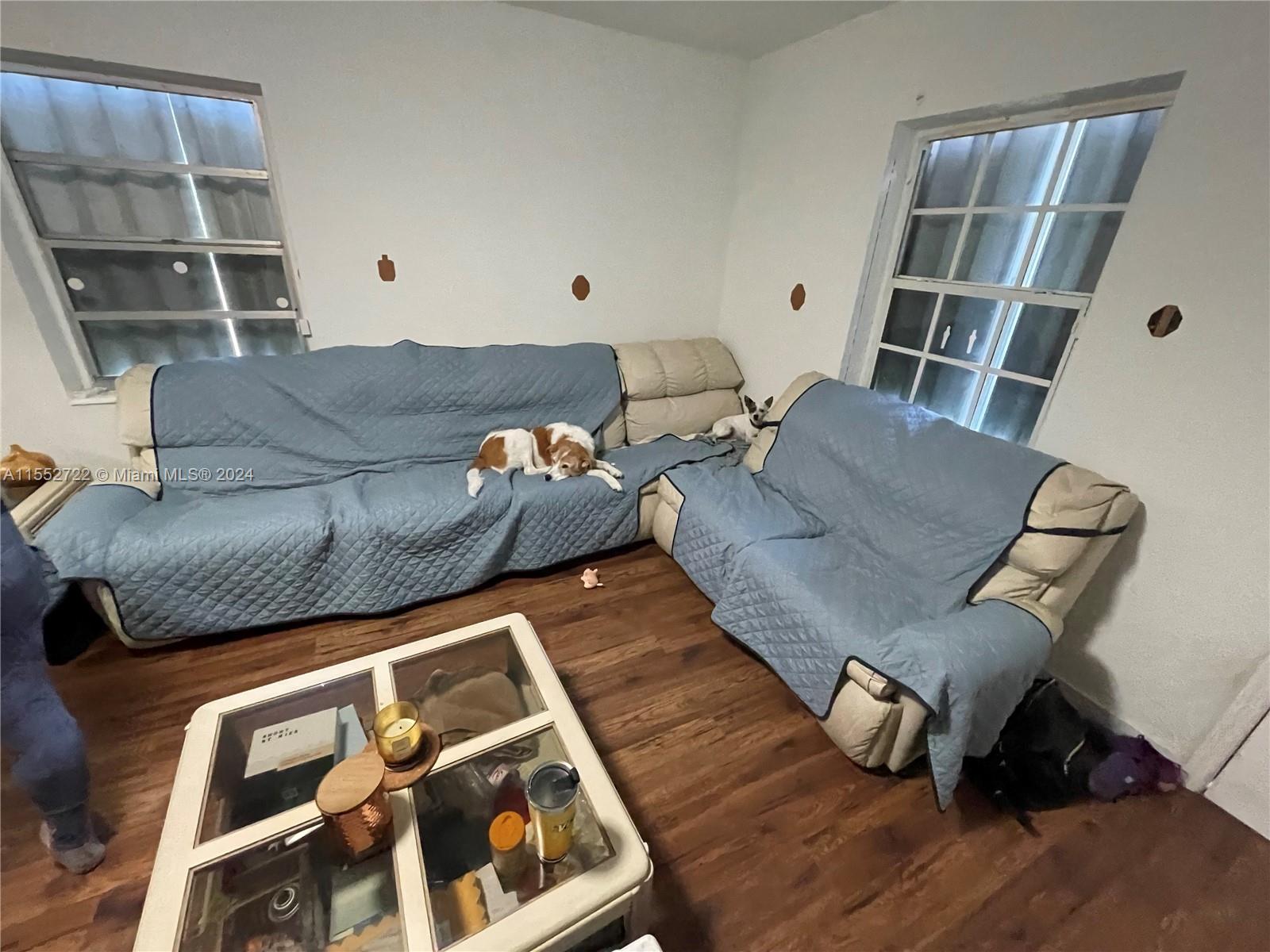 320 NW 44th St, Miami, Florida 33127, 2 Bedrooms Bedrooms, ,1 BathroomBathrooms,Residential,For Sale,320 NW 44th St,A11552722