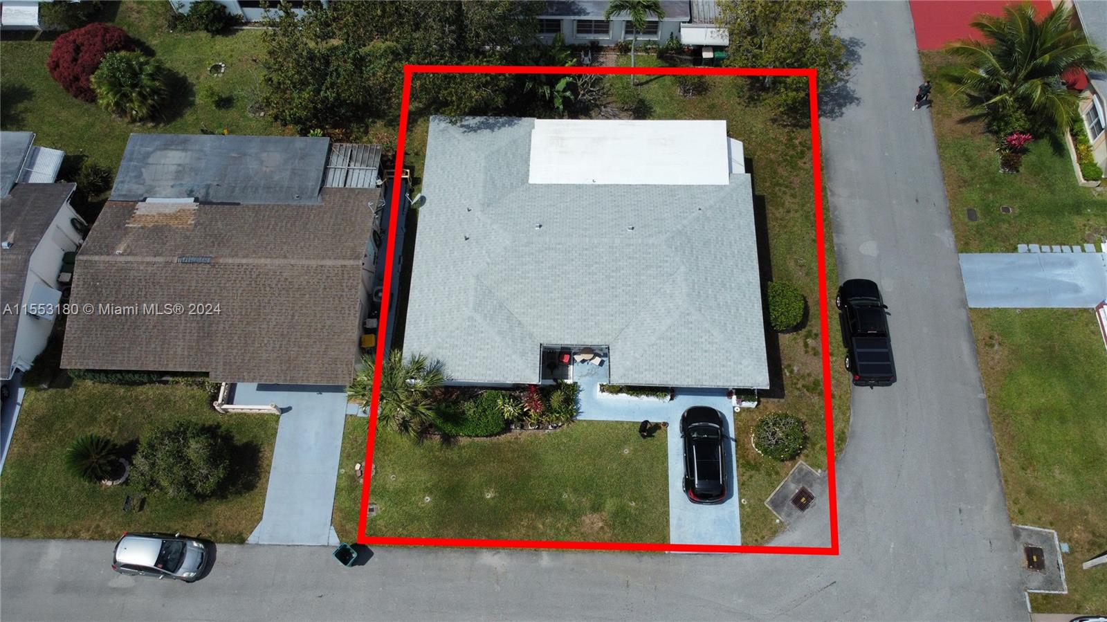 5723 NW 65th Ter, Tamarac, Florida 33321, 2 Bedrooms Bedrooms, ,2 BathroomsBathrooms,Residential,For Sale,5723 NW 65th Ter,A11553180