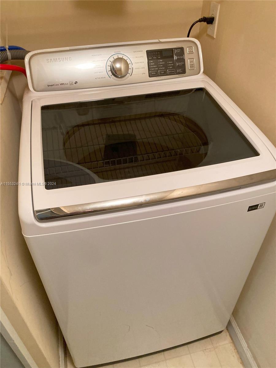 1919 Van Buren St 701A, Hollywood, Florida 33020, 2 Bedrooms Bedrooms, ,1 BathroomBathrooms,Residential,For Sale,1919 Van Buren St 701A,A11553241