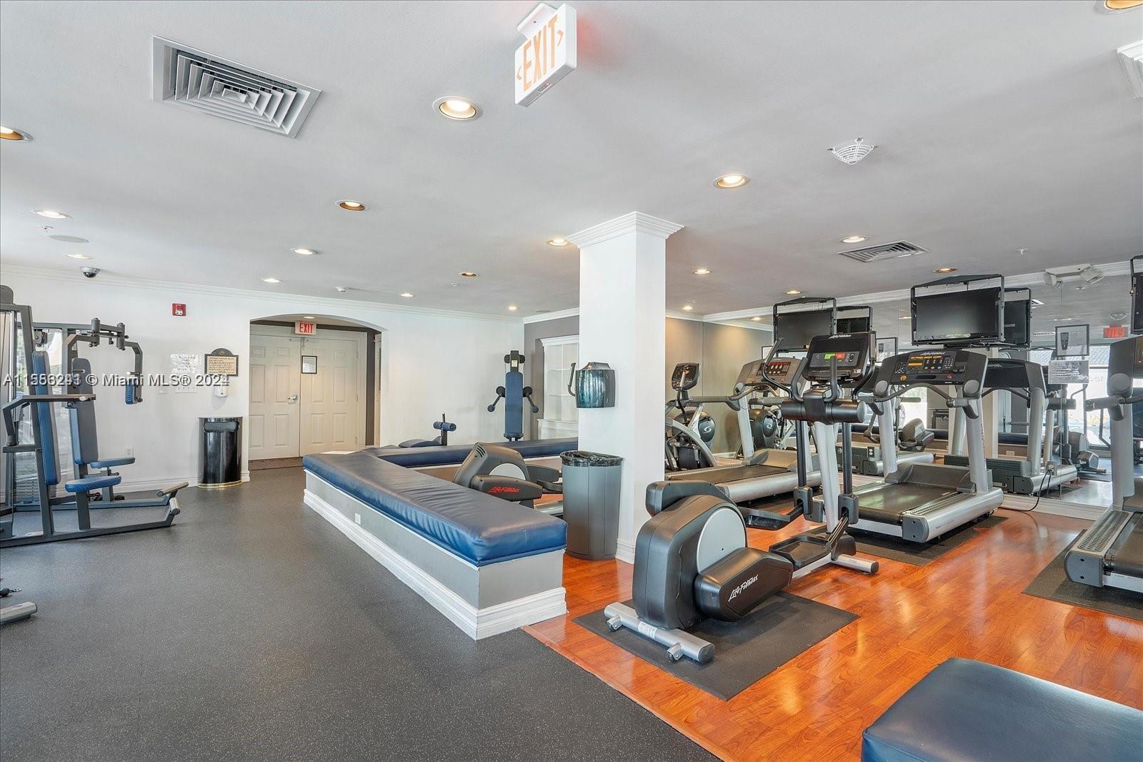 1919 Van Buren St 701A, Hollywood, Florida 33020, 2 Bedrooms Bedrooms, ,1 BathroomBathrooms,Residential,For Sale,1919 Van Buren St 701A,A11553241