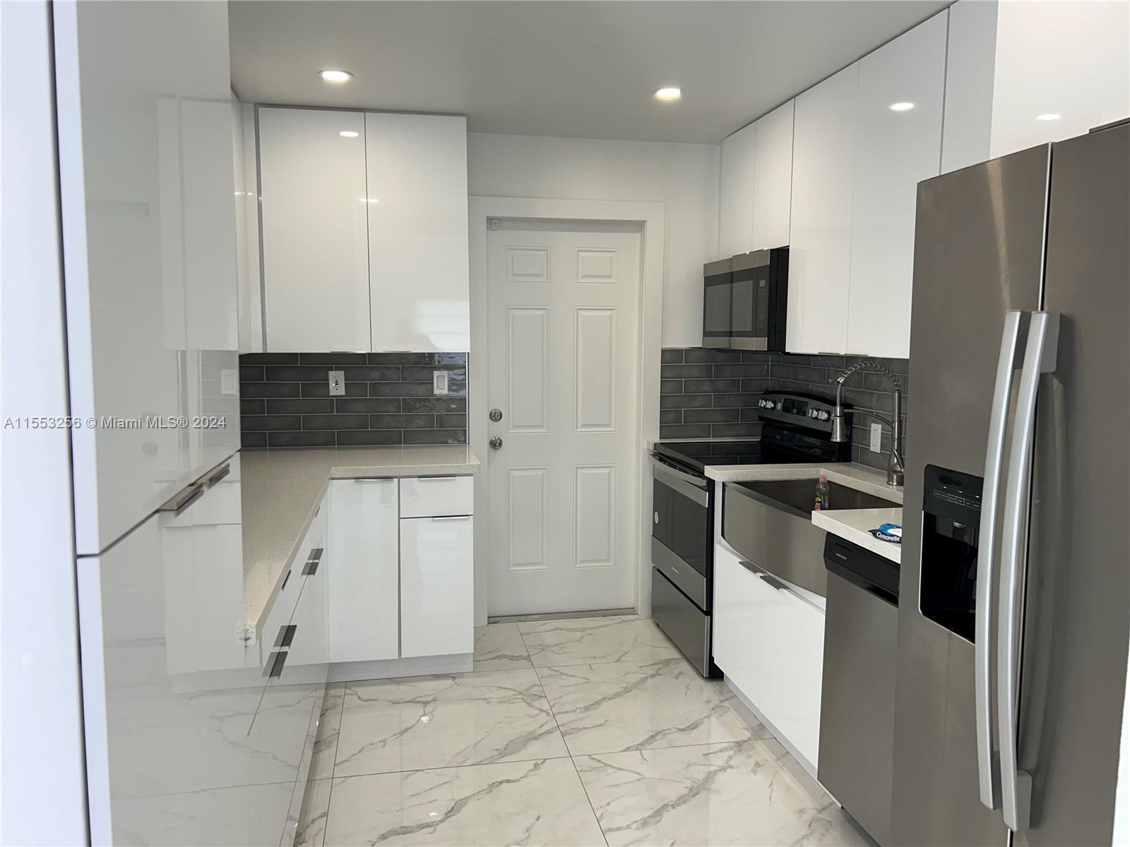6501 SW 34th St, Miami, Florida 33155, 4 Bedrooms Bedrooms, ,2 BathroomsBathrooms,Residentiallease,For Rent,6501 SW 34th St,A11553256