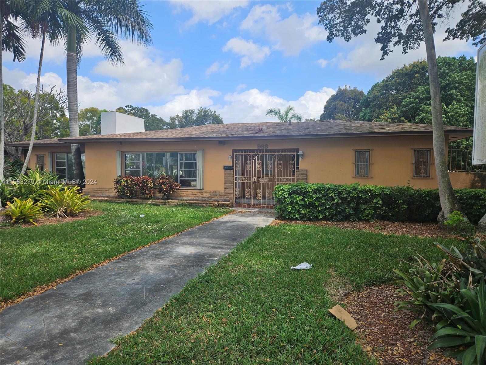 969 N Krome Ave  For Sale A11553270, FL