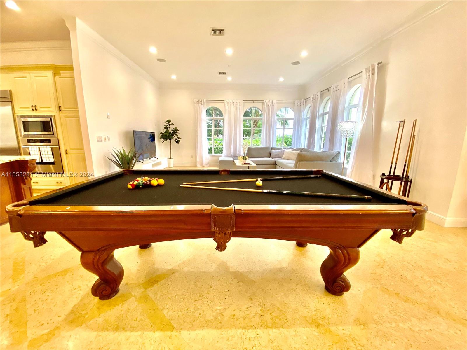 1223 Jackson St, Hollywood, Florida 33019, 5 Bedrooms Bedrooms, ,3 BathroomsBathrooms,Residential,For Sale,1223 Jackson St,A11553281