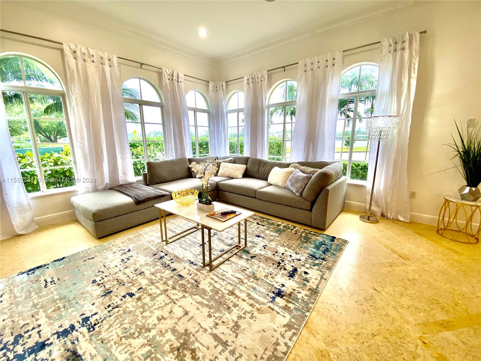 1223 Jackson St, Hollywood, Florida 33019, 5 Bedrooms Bedrooms, ,3 BathroomsBathrooms,Residential,For Sale,1223 Jackson St,A11553281