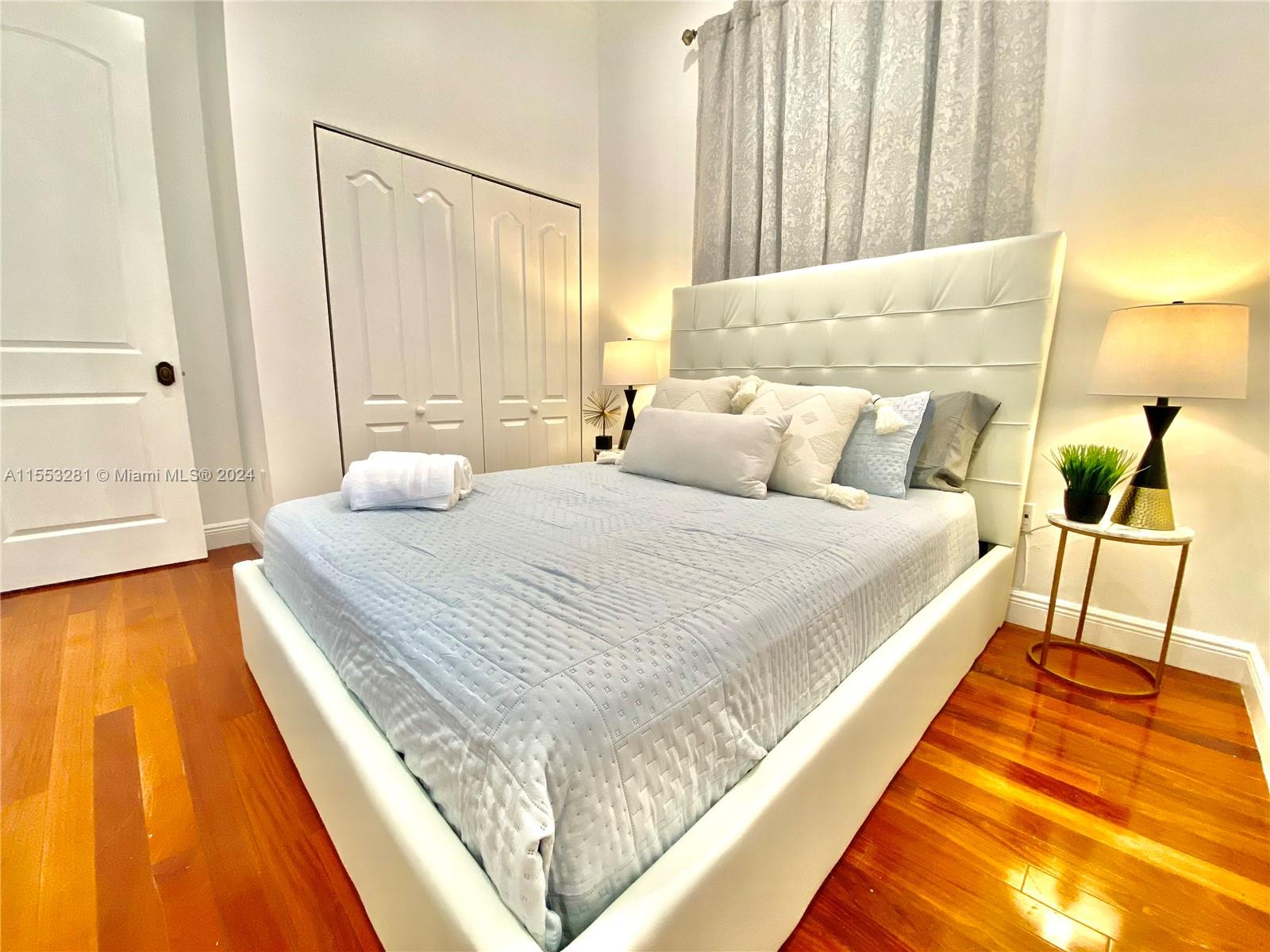 1223 Jackson St, Hollywood, Florida 33019, 5 Bedrooms Bedrooms, ,3 BathroomsBathrooms,Residential,For Sale,1223 Jackson St,A11553281