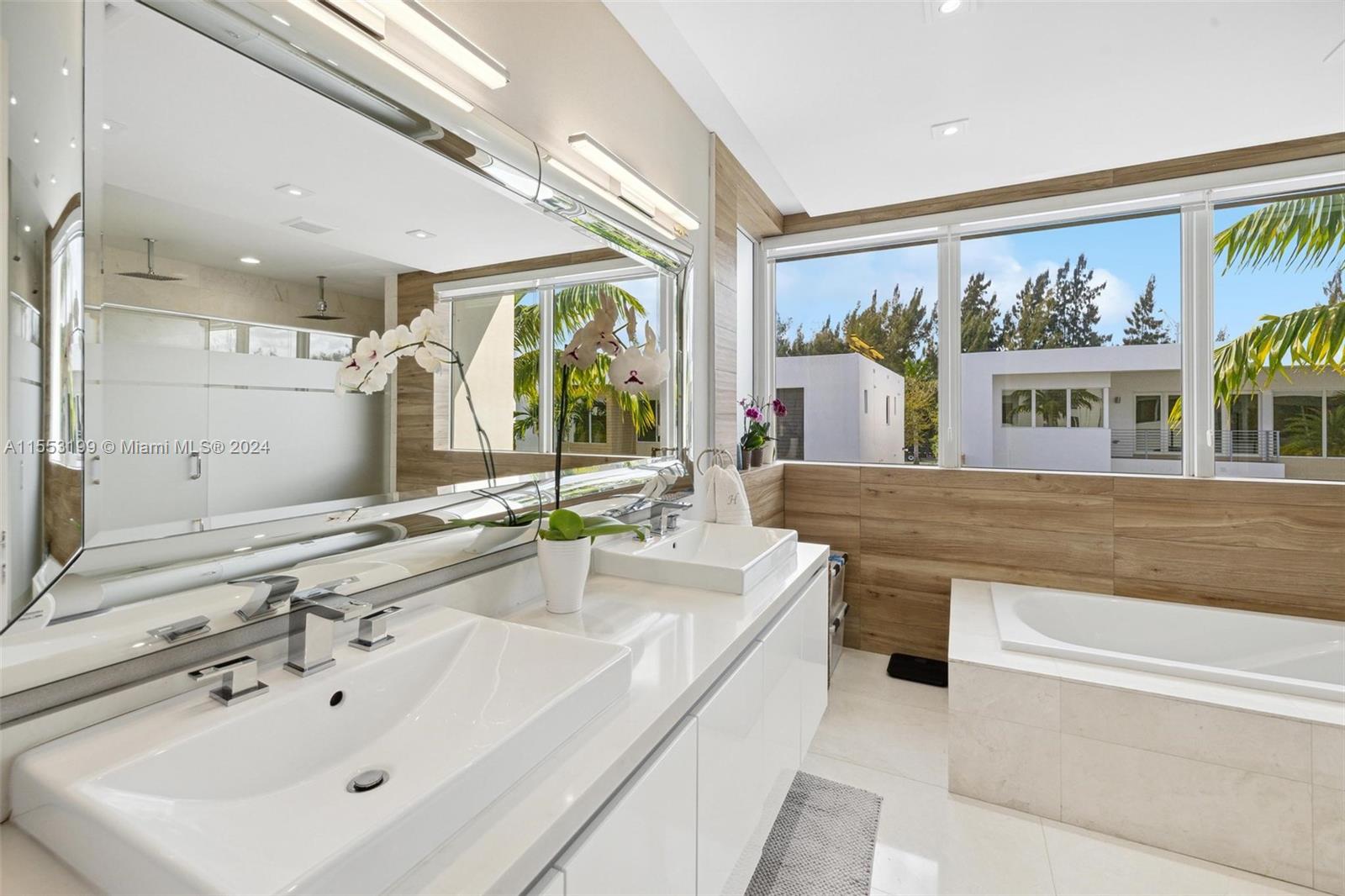 10273 NW 74th Ter, Doral, Florida 33178, 5 Bedrooms Bedrooms, ,5 BathroomsBathrooms,Residential,For Sale,10273 NW 74th Ter,A11553199