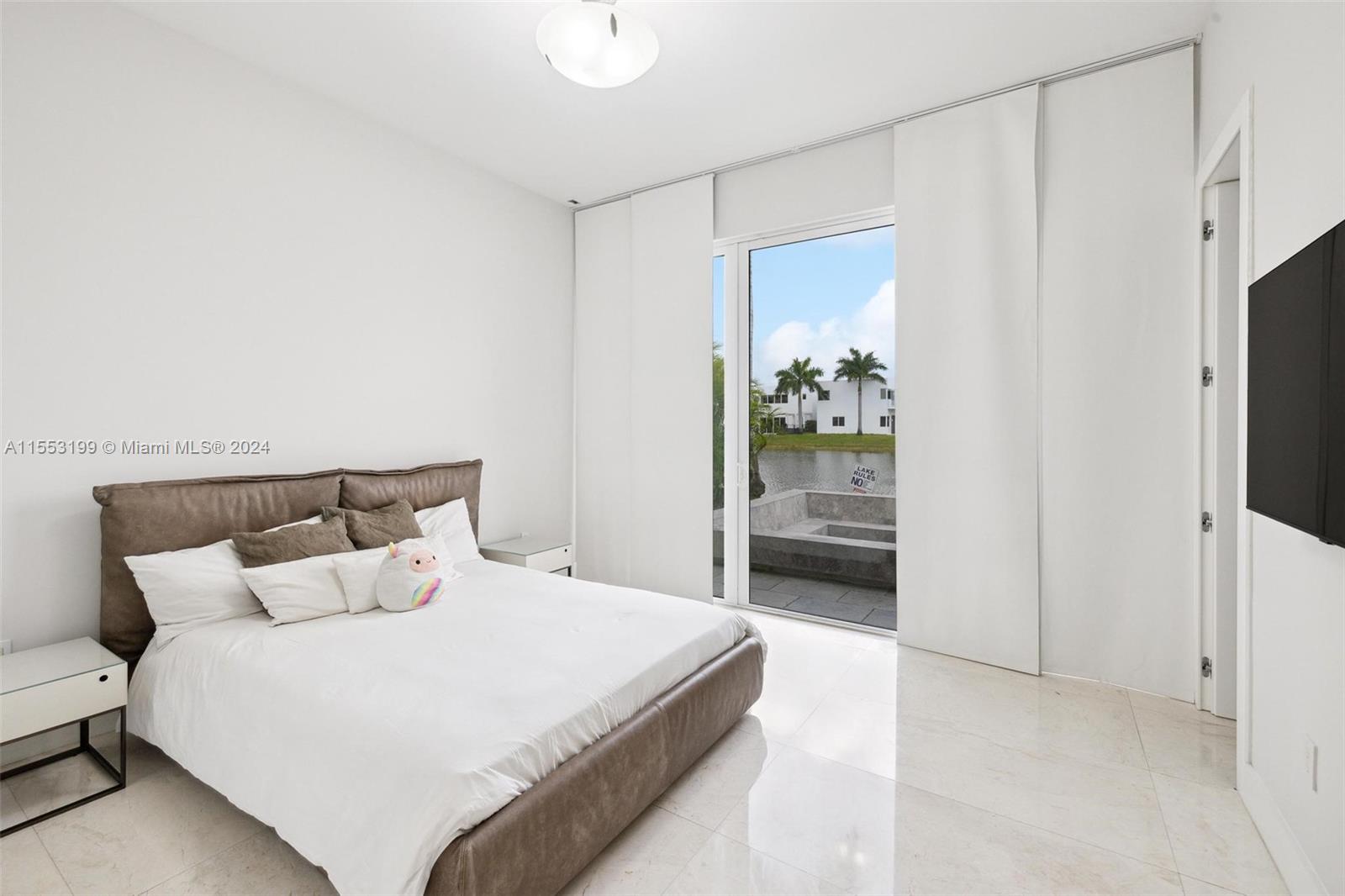 10273 NW 74th Ter, Doral, Florida 33178, 5 Bedrooms Bedrooms, ,5 BathroomsBathrooms,Residential,For Sale,10273 NW 74th Ter,A11553199