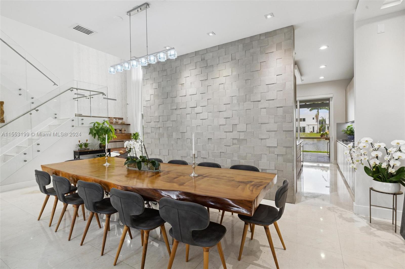 10273 NW 74th Ter, Doral, Florida 33178, 5 Bedrooms Bedrooms, ,5 BathroomsBathrooms,Residential,For Sale,10273 NW 74th Ter,A11553199