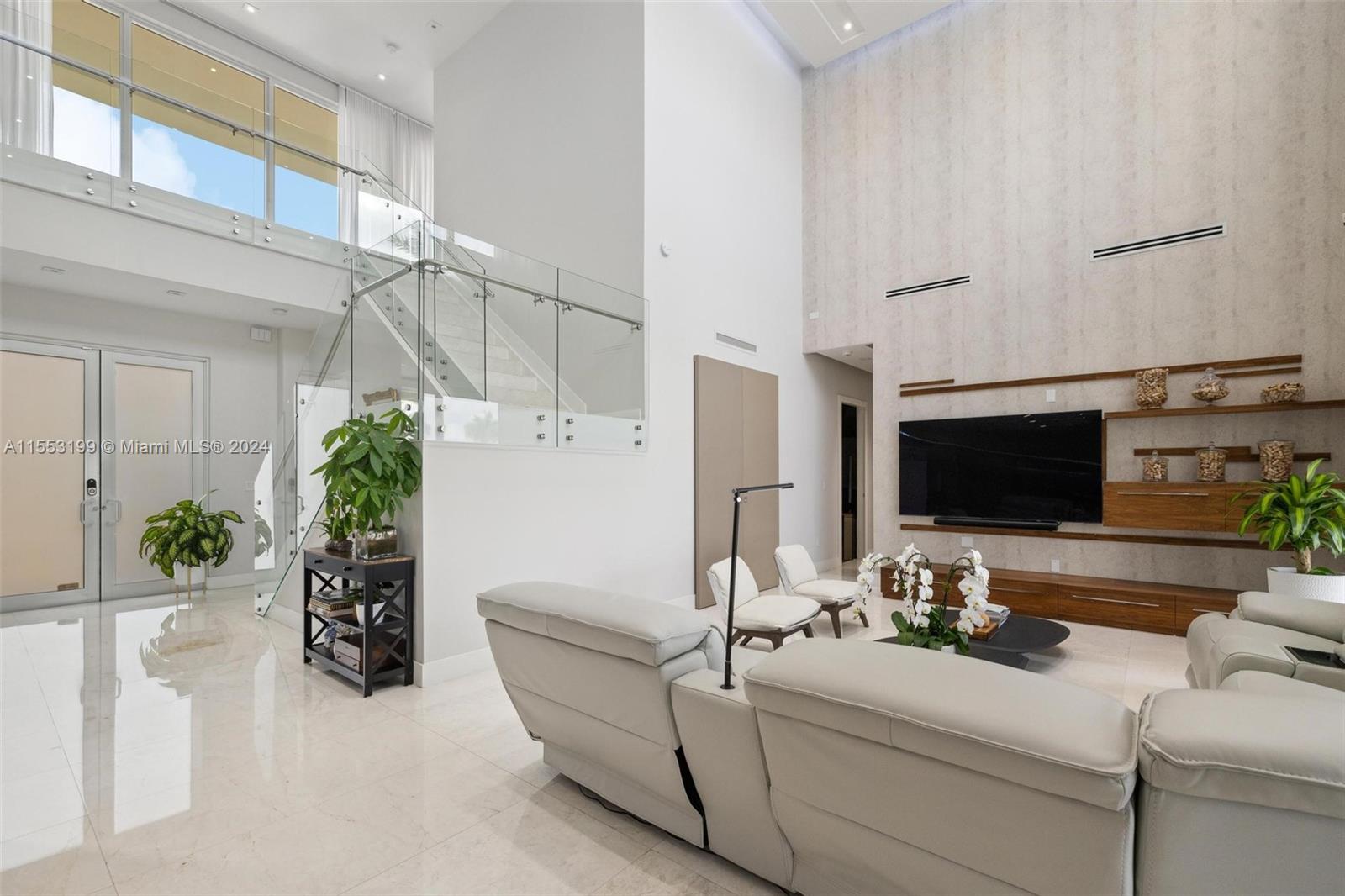 10273 NW 74th Ter, Doral, Florida 33178, 5 Bedrooms Bedrooms, ,5 BathroomsBathrooms,Residential,For Sale,10273 NW 74th Ter,A11553199