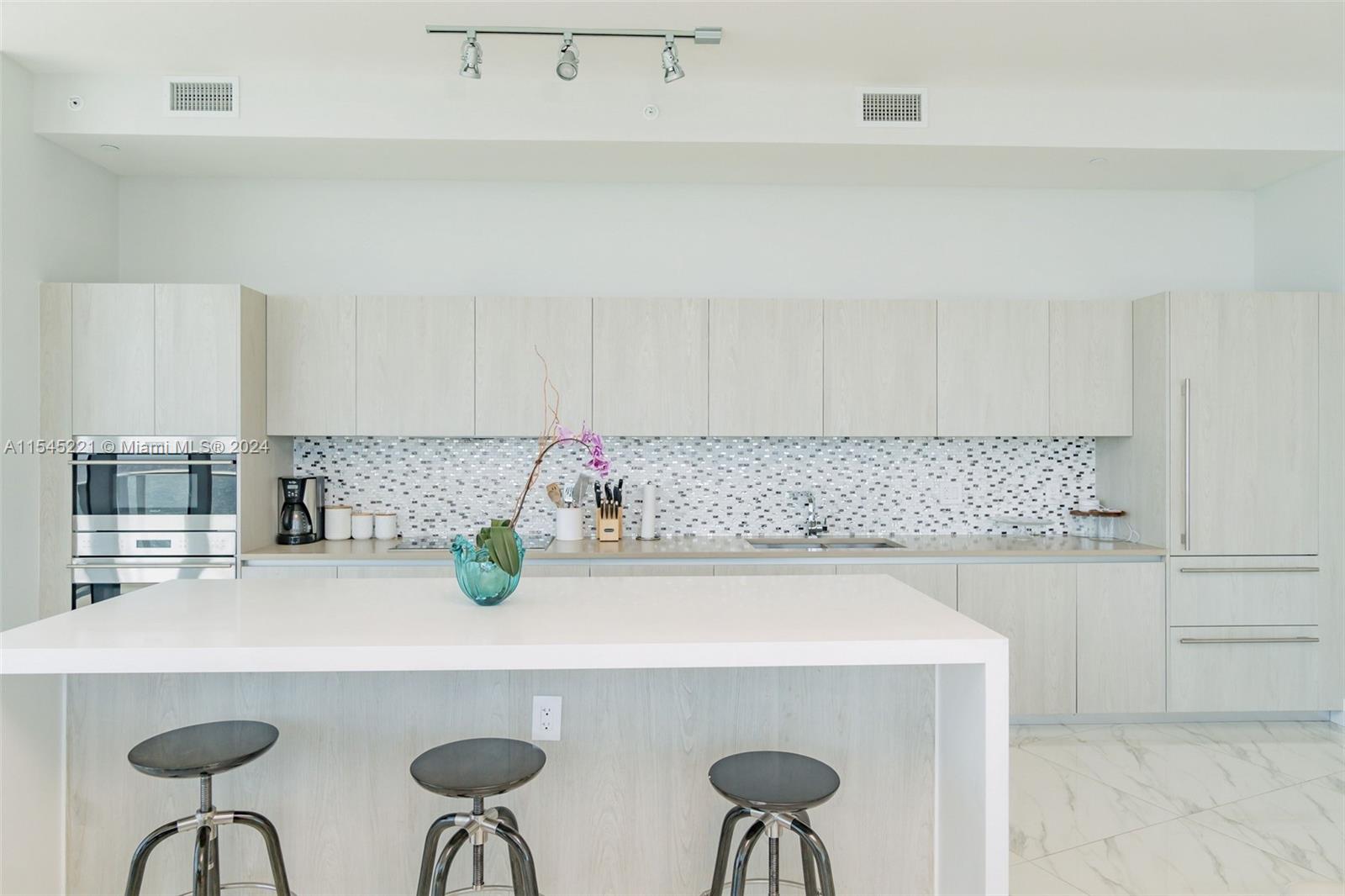 4111 S Ocean Dr UPH1, Hollywood, Florida 33019, 3 Bedrooms Bedrooms, ,3 BathroomsBathrooms,Residential,For Sale,4111 S Ocean Dr UPH1,A11545221