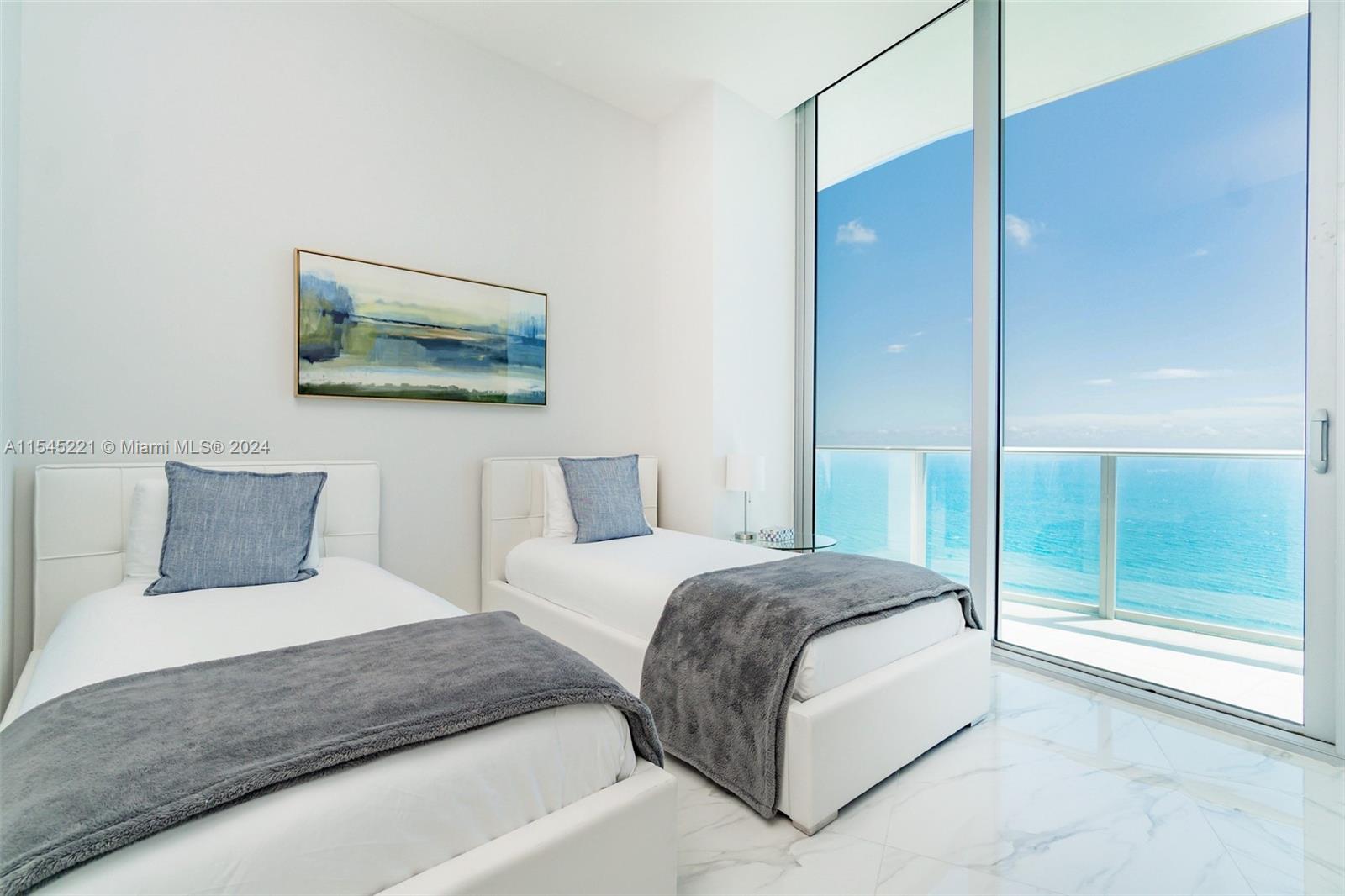 4111 S Ocean Dr UPH1, Hollywood, Florida 33019, 3 Bedrooms Bedrooms, ,3 BathroomsBathrooms,Residential,For Sale,4111 S Ocean Dr UPH1,A11545221