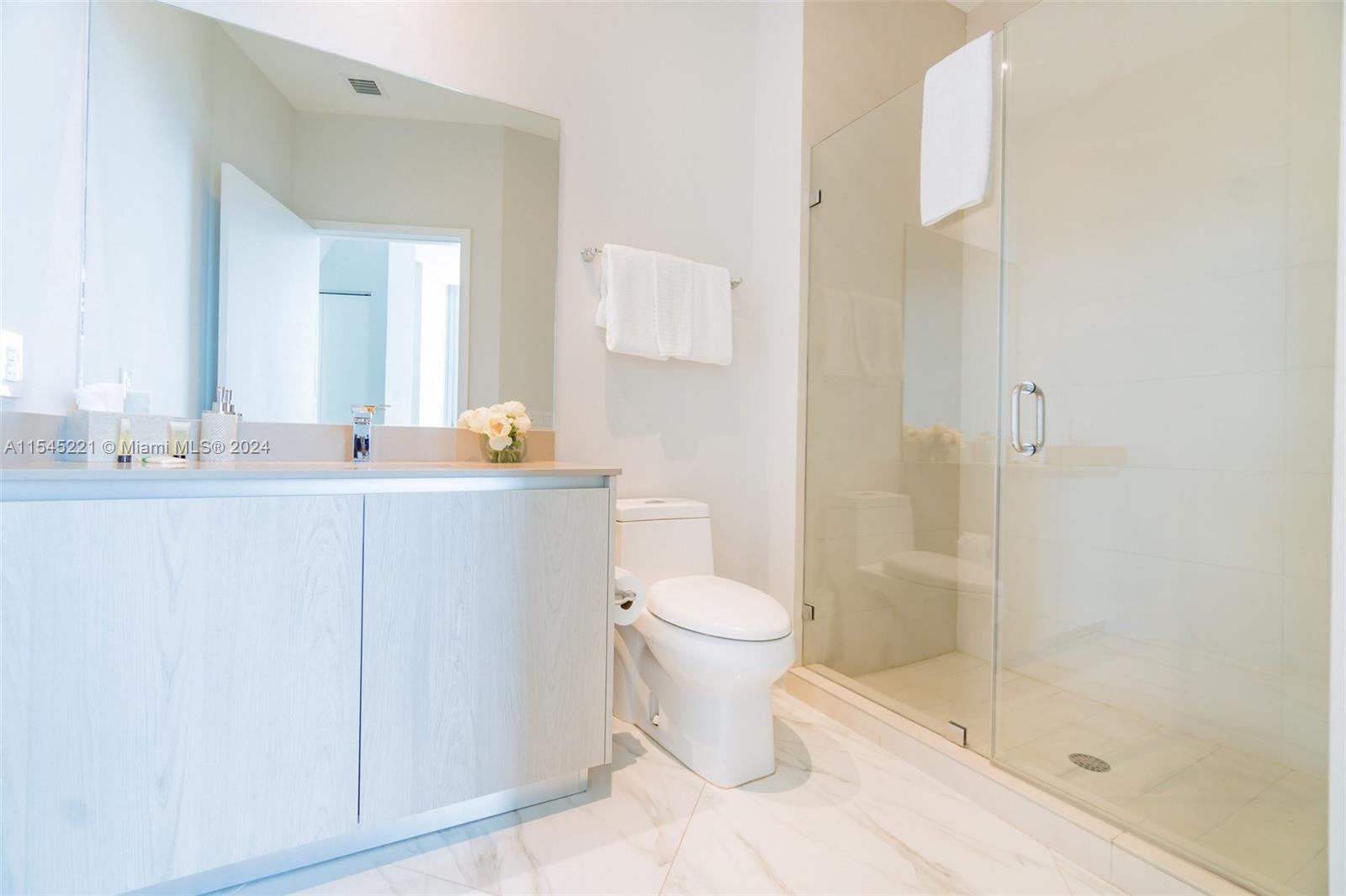 4111 S Ocean Dr UPH1, Hollywood, Florida 33019, 3 Bedrooms Bedrooms, ,3 BathroomsBathrooms,Residential,For Sale,4111 S Ocean Dr UPH1,A11545221