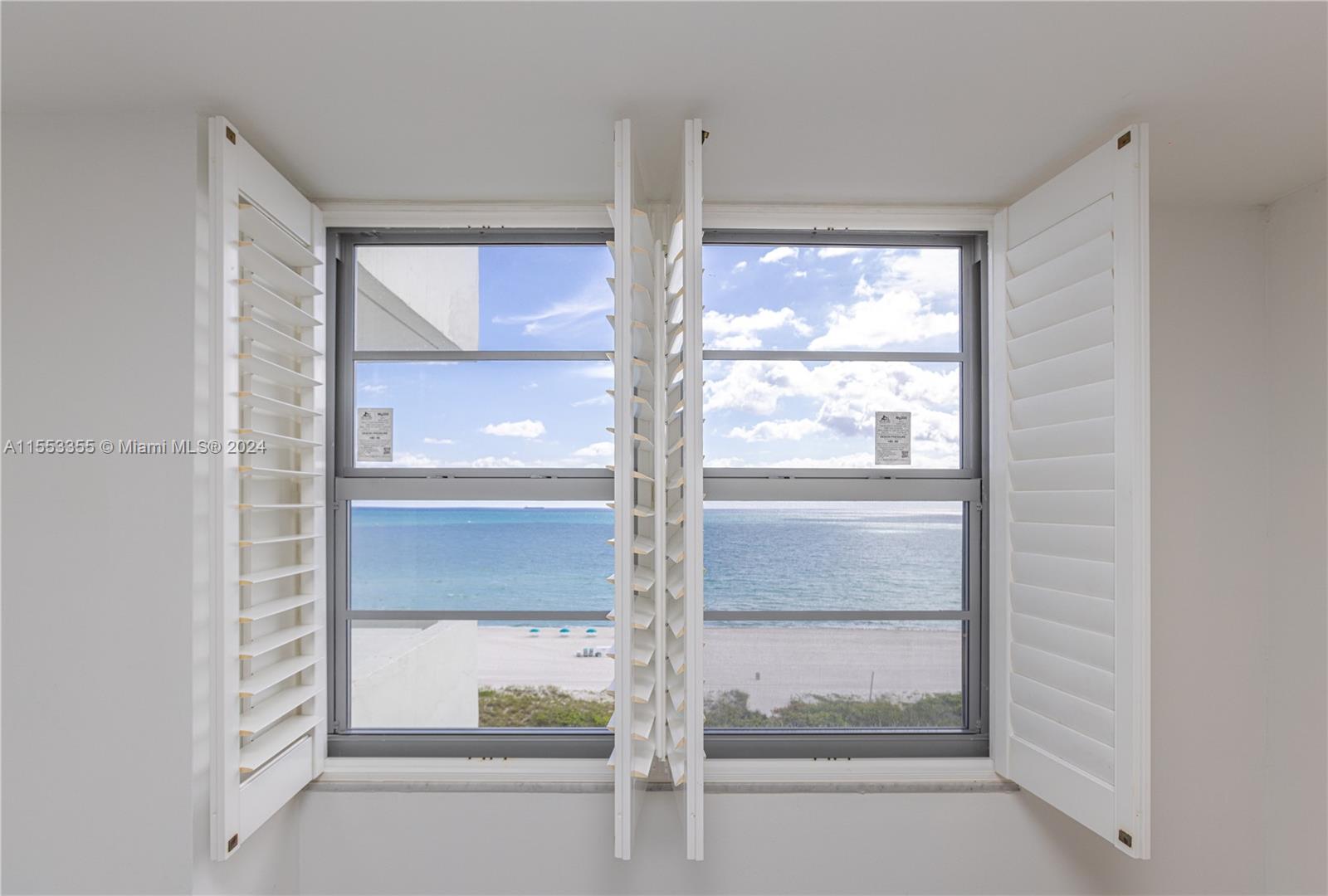 5701 Collins Ave 906, Miami Beach, Florida 33140, 1 Bedroom Bedrooms, ,2 BathroomsBathrooms,Residential,For Sale,5701 Collins Ave 906,A11553355