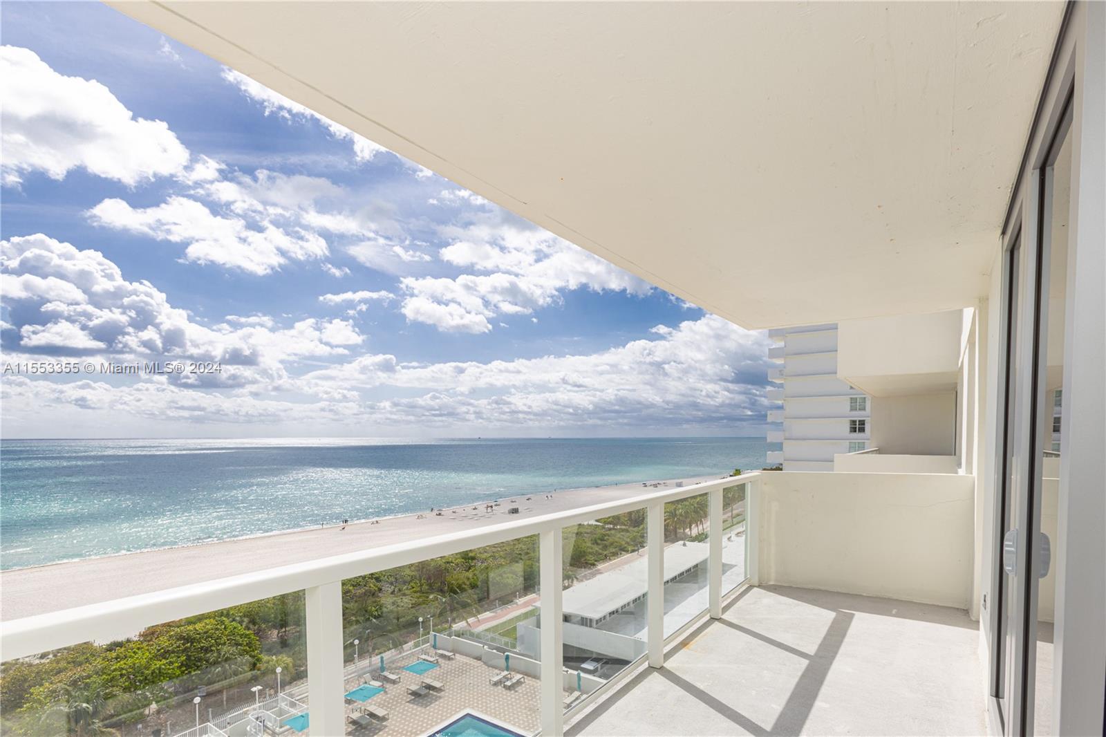 5701 Collins Ave 906, Miami Beach, Florida 33140, 1 Bedroom Bedrooms, ,2 BathroomsBathrooms,Residential,For Sale,5701 Collins Ave 906,A11553355