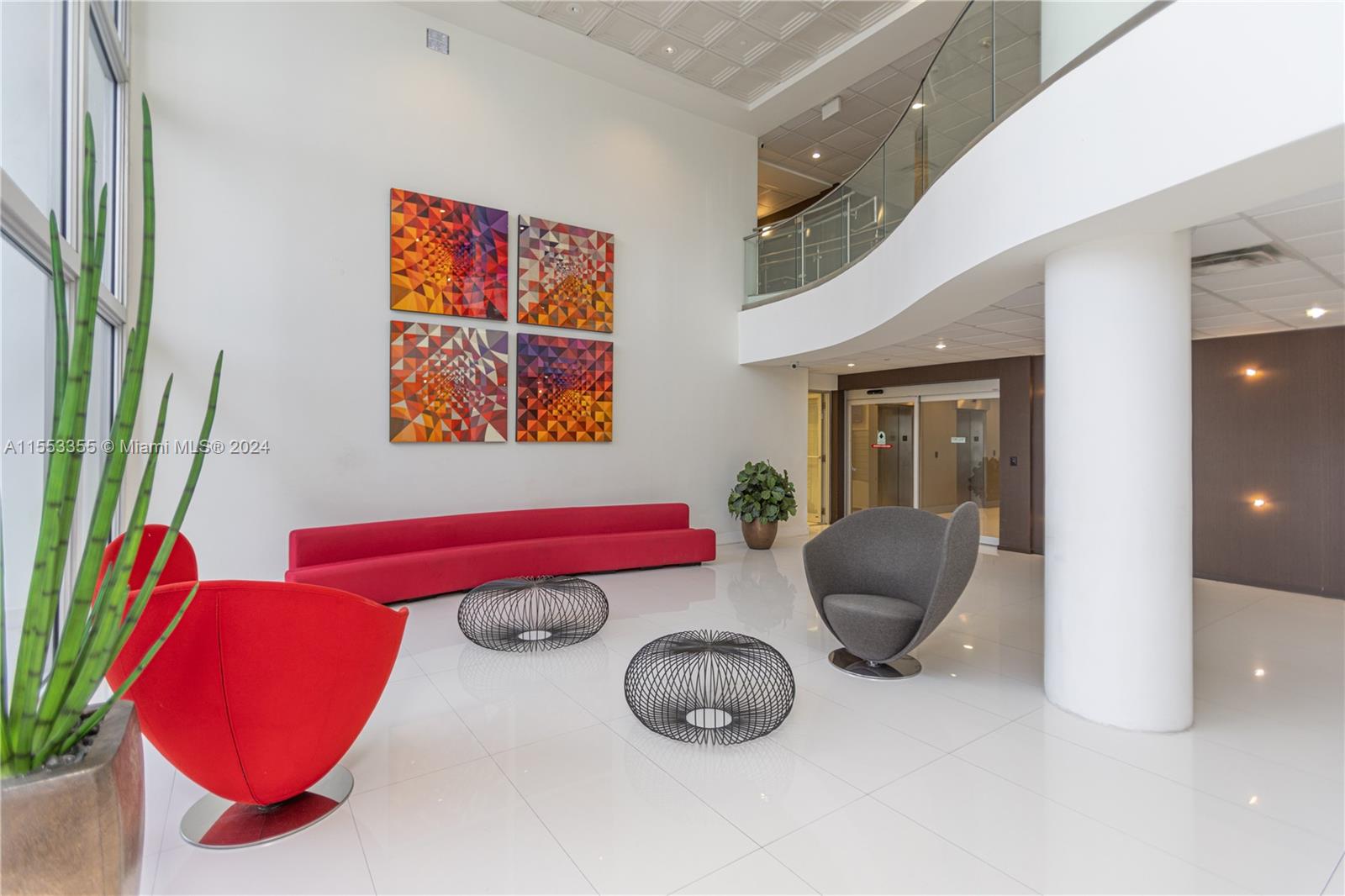 5701 Collins Ave 906, Miami Beach, Florida 33140, 1 Bedroom Bedrooms, ,2 BathroomsBathrooms,Residential,For Sale,5701 Collins Ave 906,A11553355