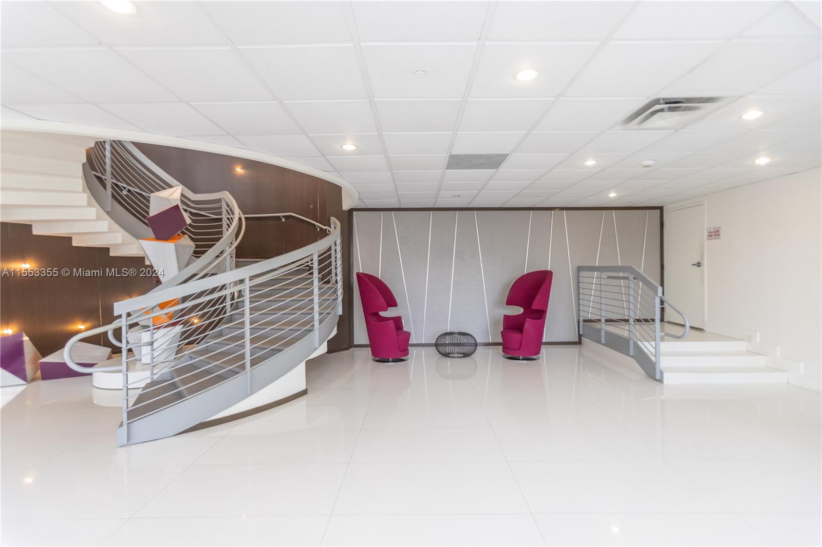 5701 Collins Ave 906, Miami Beach, Florida 33140, 1 Bedroom Bedrooms, ,2 BathroomsBathrooms,Residential,For Sale,5701 Collins Ave 906,A11553355