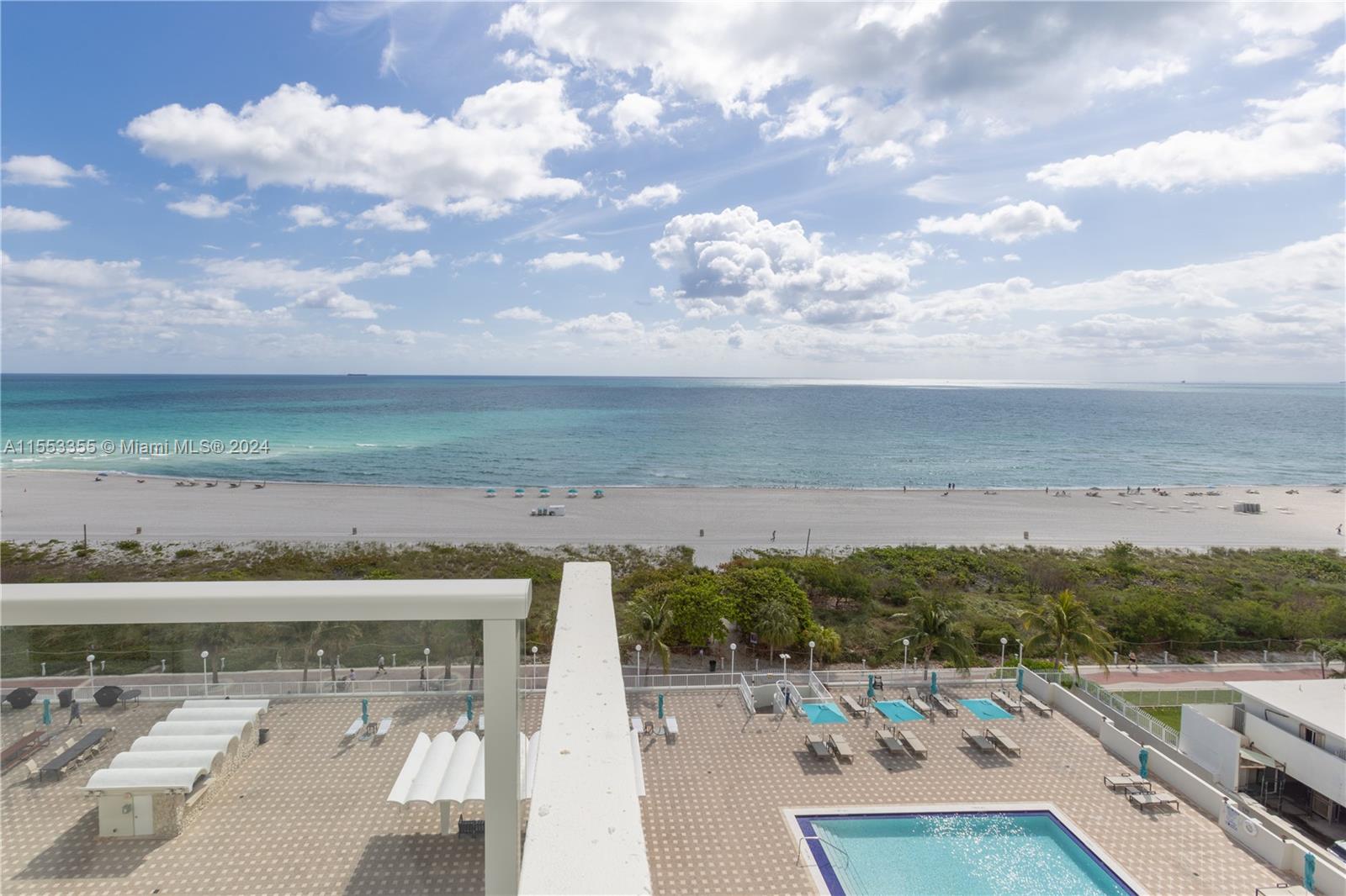 5701 Collins Ave 906, Miami Beach, Florida 33140, 1 Bedroom Bedrooms, ,2 BathroomsBathrooms,Residential,For Sale,5701 Collins Ave 906,A11553355