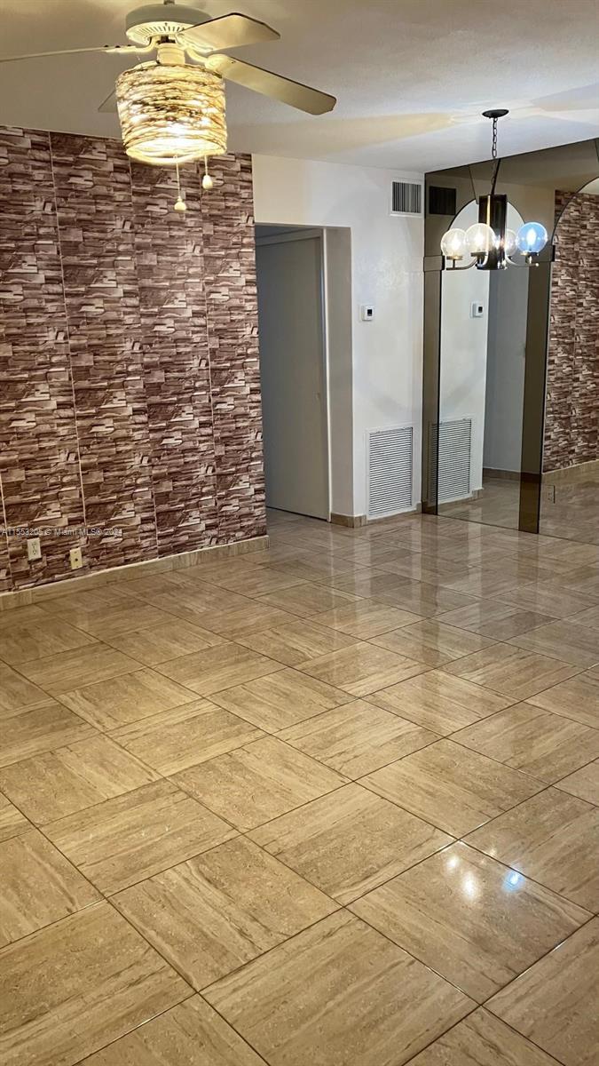 160 NE 8th Ave 5A, Hallandale Beach, Florida 33009, 1 Bedroom Bedrooms, ,1 BathroomBathrooms,Residential,For Sale,160 NE 8th Ave 5A,A11553205