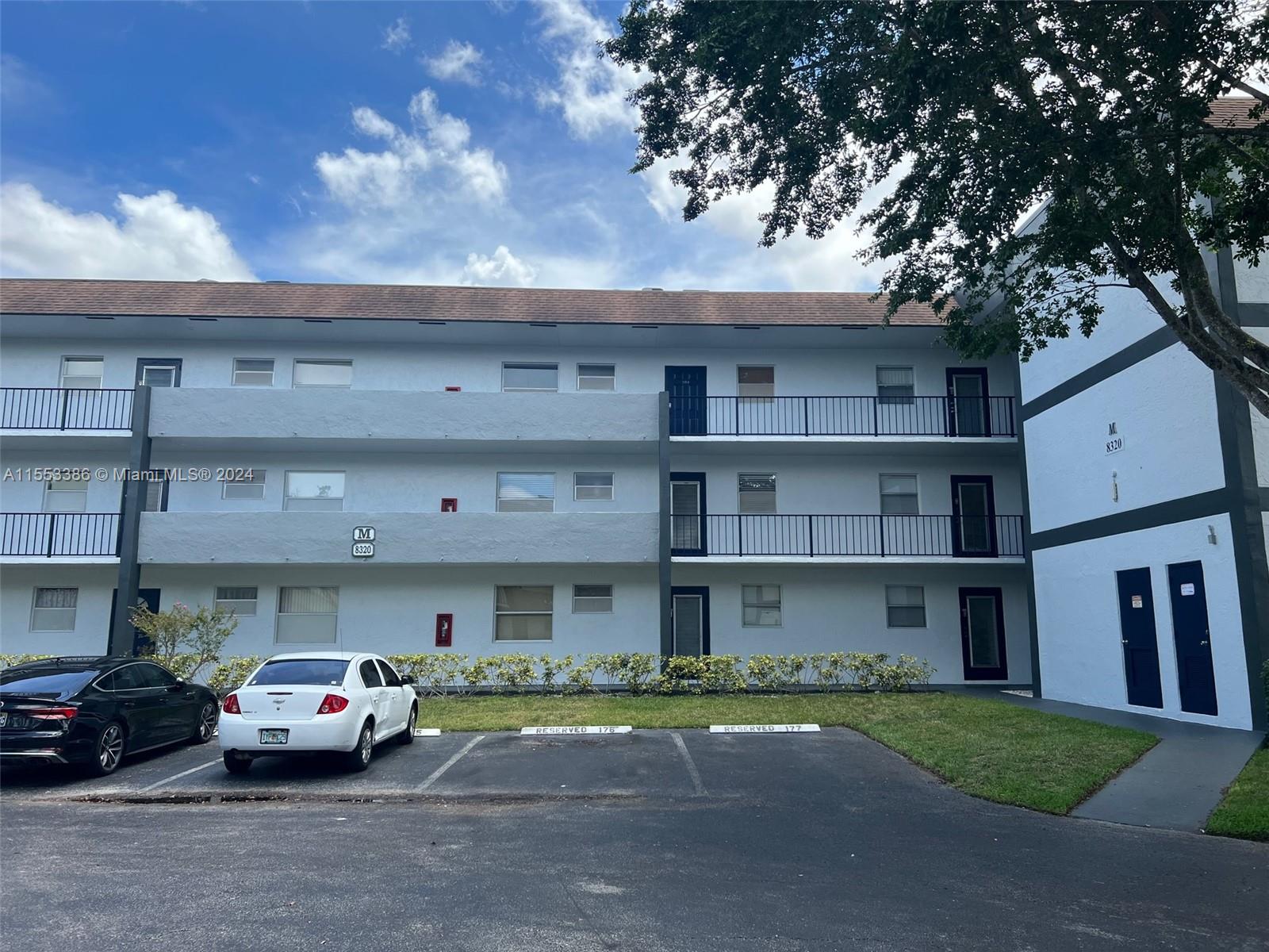 8320 Sands Point Blvd M105, Tamarac, Florida 33321, 1 Bedroom Bedrooms, ,1 BathroomBathrooms,Residential,For Sale,8320 Sands Point Blvd M105,A11553386