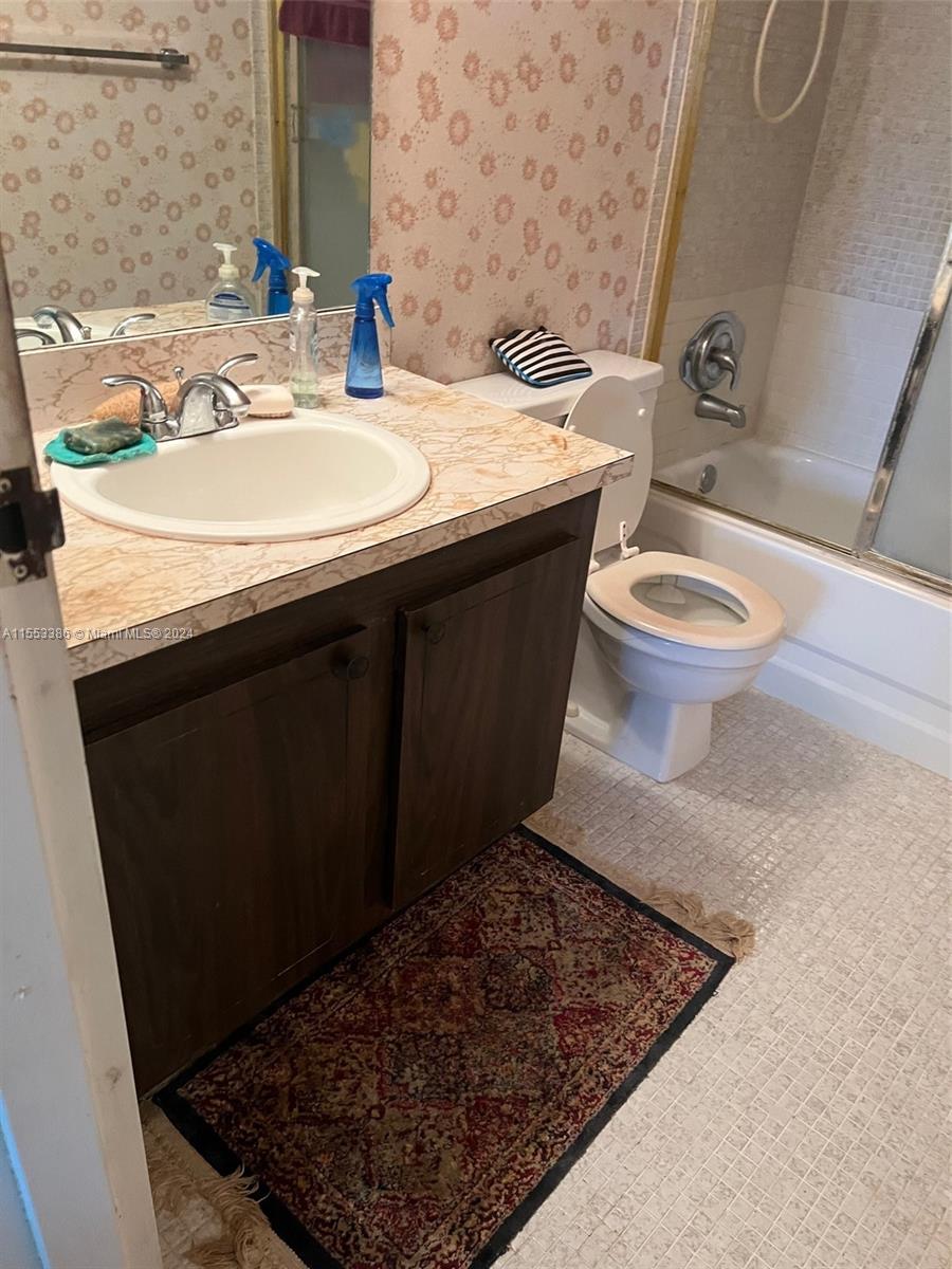 8320 Sands Point Blvd M105, Tamarac, Florida 33321, 1 Bedroom Bedrooms, ,1 BathroomBathrooms,Residential,For Sale,8320 Sands Point Blvd M105,A11553386