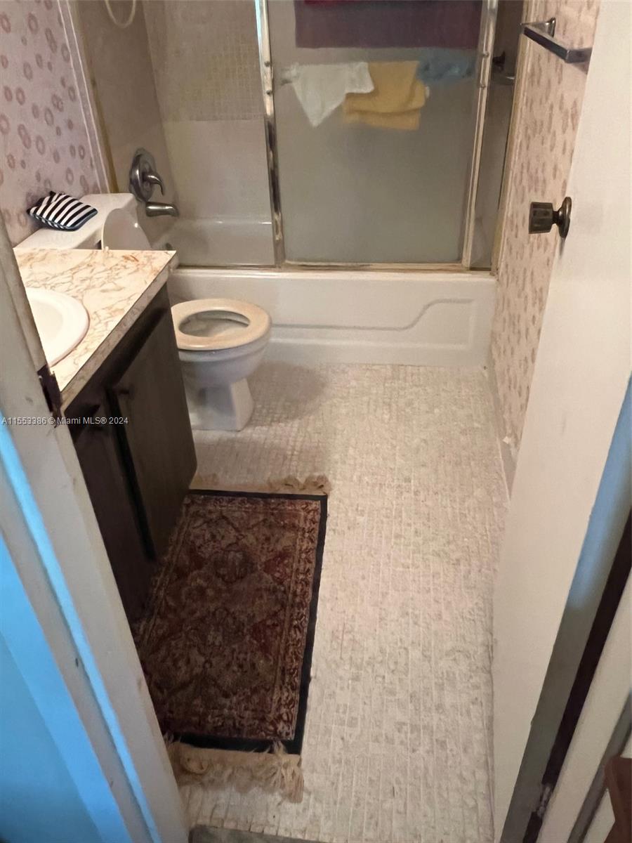 8320 Sands Point Blvd M105, Tamarac, Florida 33321, 1 Bedroom Bedrooms, ,1 BathroomBathrooms,Residential,For Sale,8320 Sands Point Blvd M105,A11553386