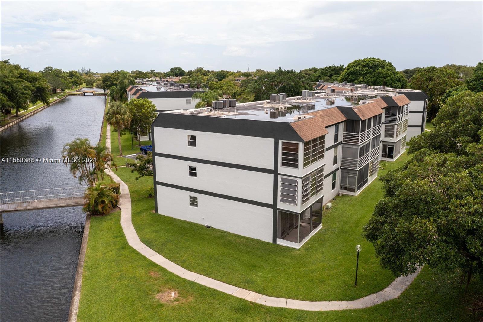 8320 Sands Point Blvd M105, Tamarac, Florida 33321, 1 Bedroom Bedrooms, ,1 BathroomBathrooms,Residential,For Sale,8320 Sands Point Blvd M105,A11553386