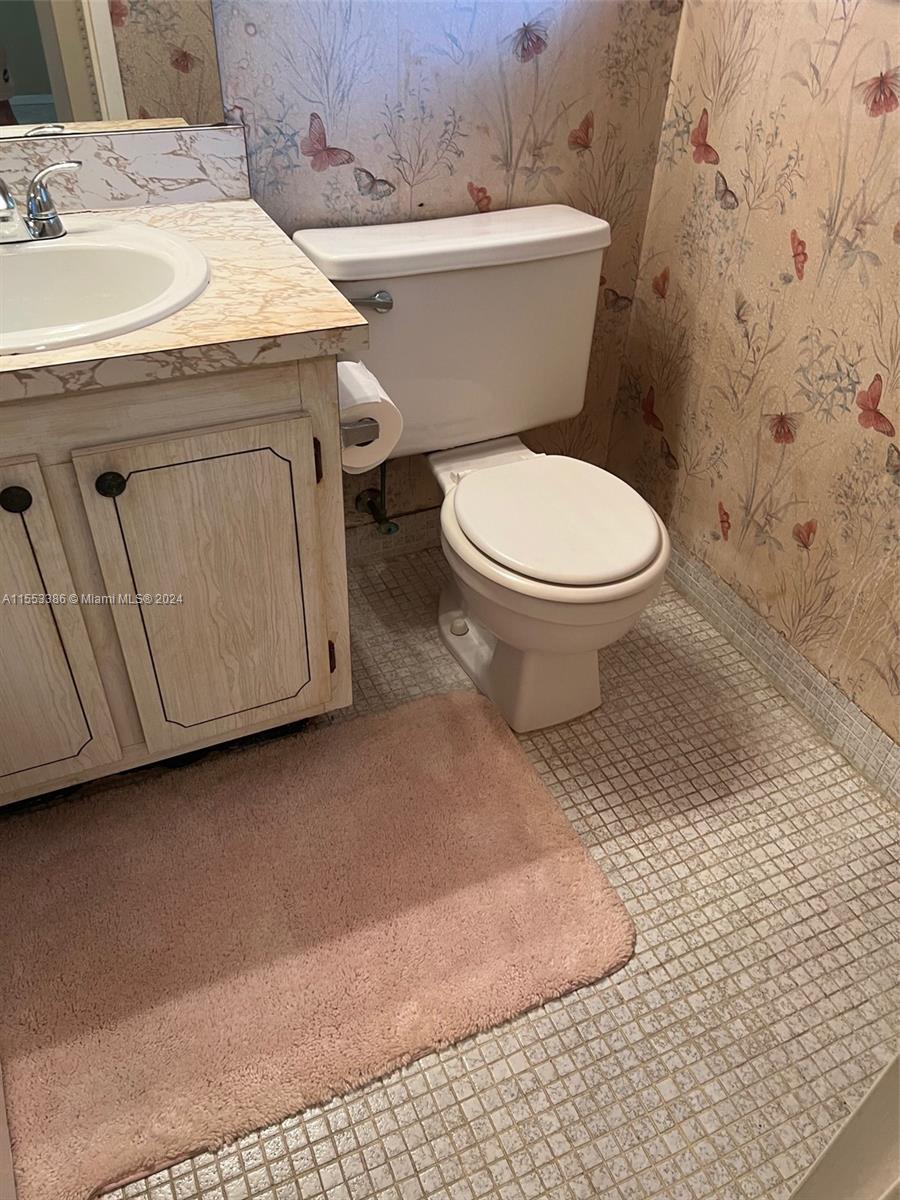 8320 Sands Point Blvd M105, Tamarac, Florida 33321, 1 Bedroom Bedrooms, ,1 BathroomBathrooms,Residential,For Sale,8320 Sands Point Blvd M105,A11553386