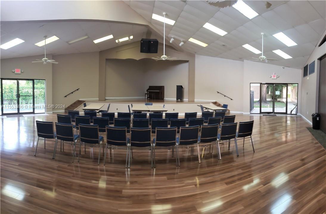 8320 Sands Point Blvd M105, Tamarac, Florida 33321, 1 Bedroom Bedrooms, ,1 BathroomBathrooms,Residential,For Sale,8320 Sands Point Blvd M105,A11553386