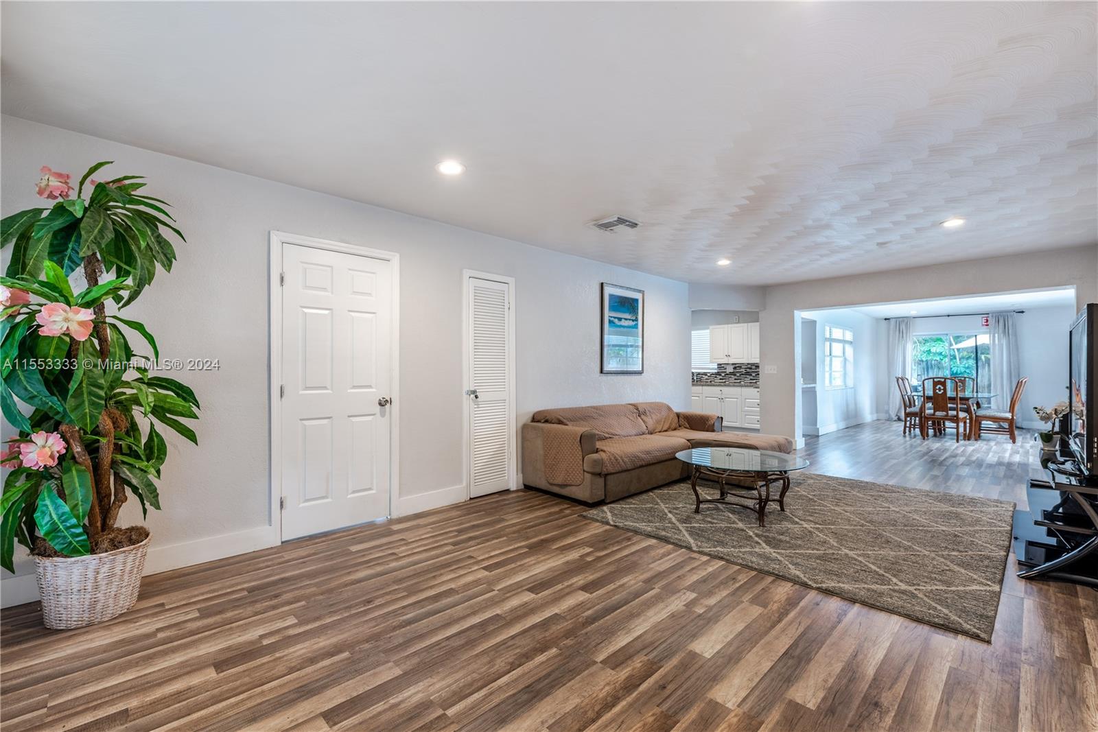 1805 N 23rd Ave, Hollywood, Florida 33020, 3 Bedrooms Bedrooms, ,3 BathroomsBathrooms,Residential,For Sale,1805 N 23rd Ave,A11553333