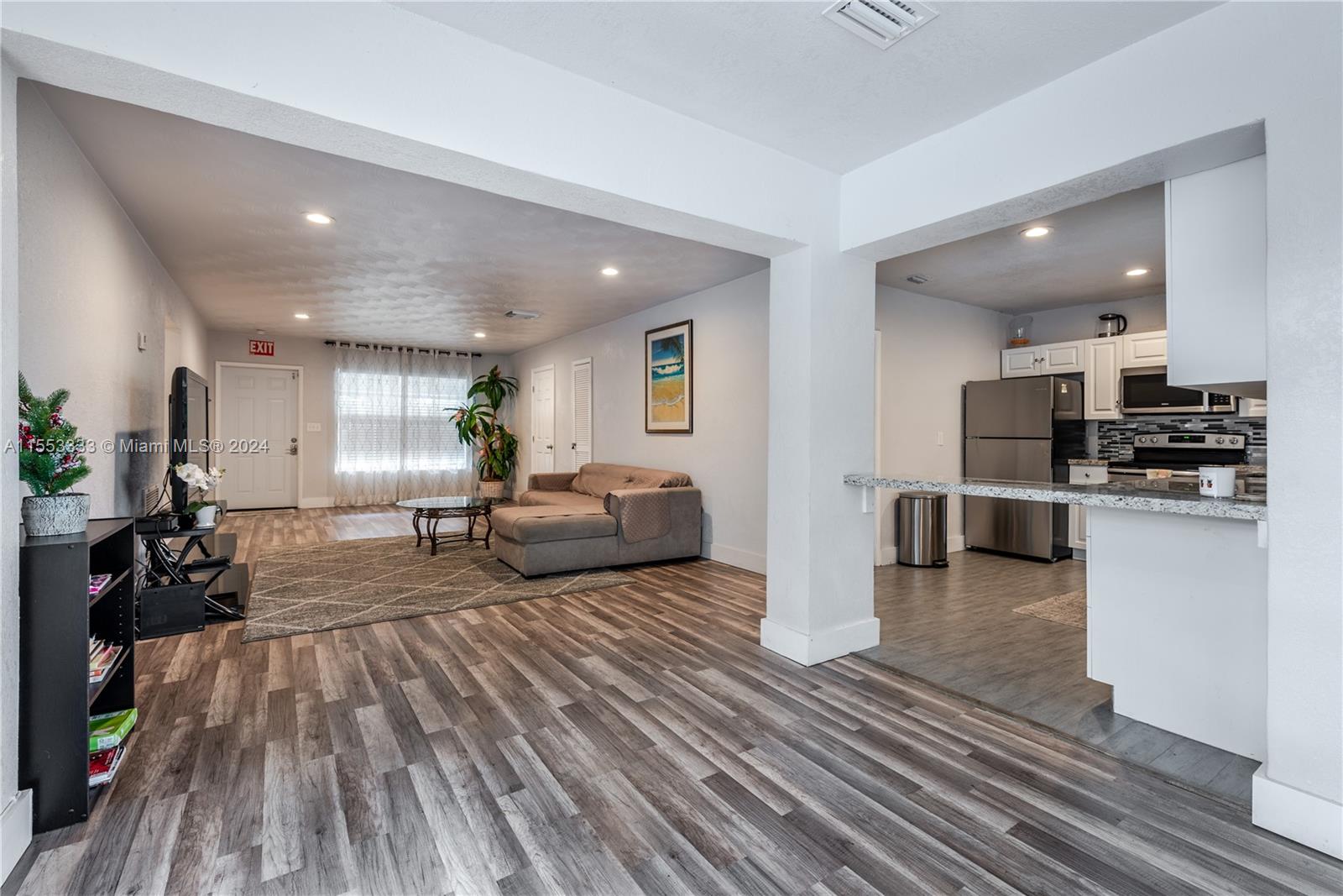 1805 N 23rd Ave, Hollywood, Florida 33020, 3 Bedrooms Bedrooms, ,3 BathroomsBathrooms,Residential,For Sale,1805 N 23rd Ave,A11553333