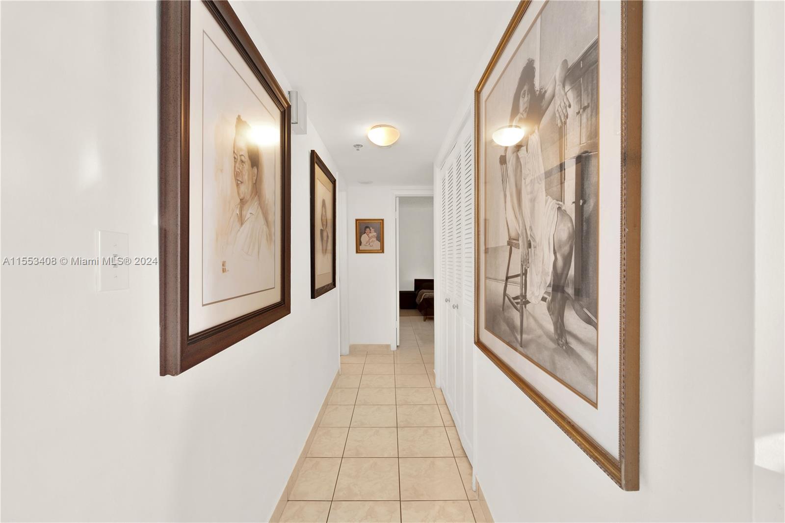 3850 Washington St 308, Hollywood, Florida 33021, 2 Bedrooms Bedrooms, ,2 BathroomsBathrooms,Residential,For Sale,3850 Washington St 308,A11553408