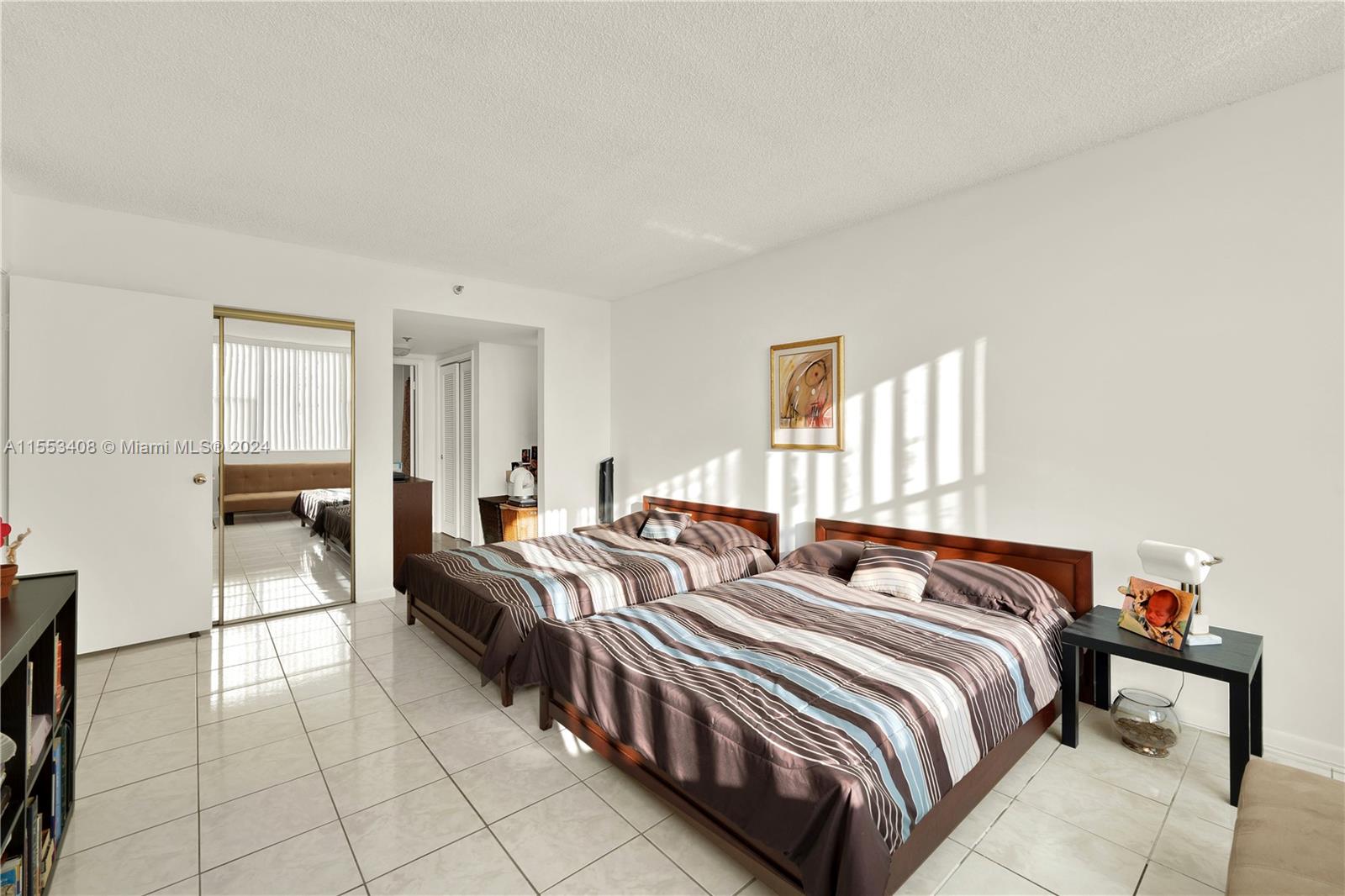 3850 Washington St 308, Hollywood, Florida 33021, 2 Bedrooms Bedrooms, ,2 BathroomsBathrooms,Residential,For Sale,3850 Washington St 308,A11553408