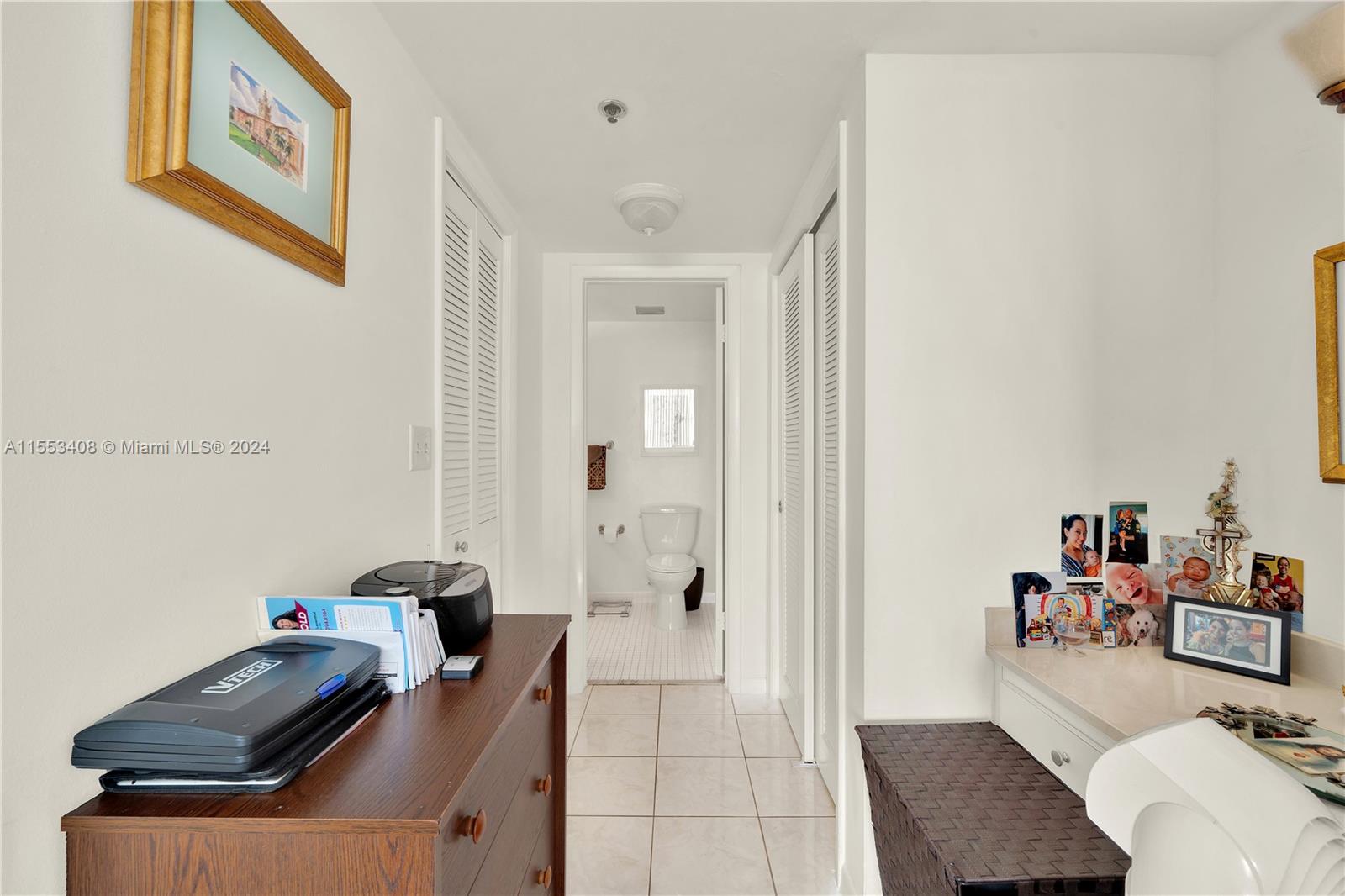 3850 Washington St 308, Hollywood, Florida 33021, 2 Bedrooms Bedrooms, ,2 BathroomsBathrooms,Residential,For Sale,3850 Washington St 308,A11553408